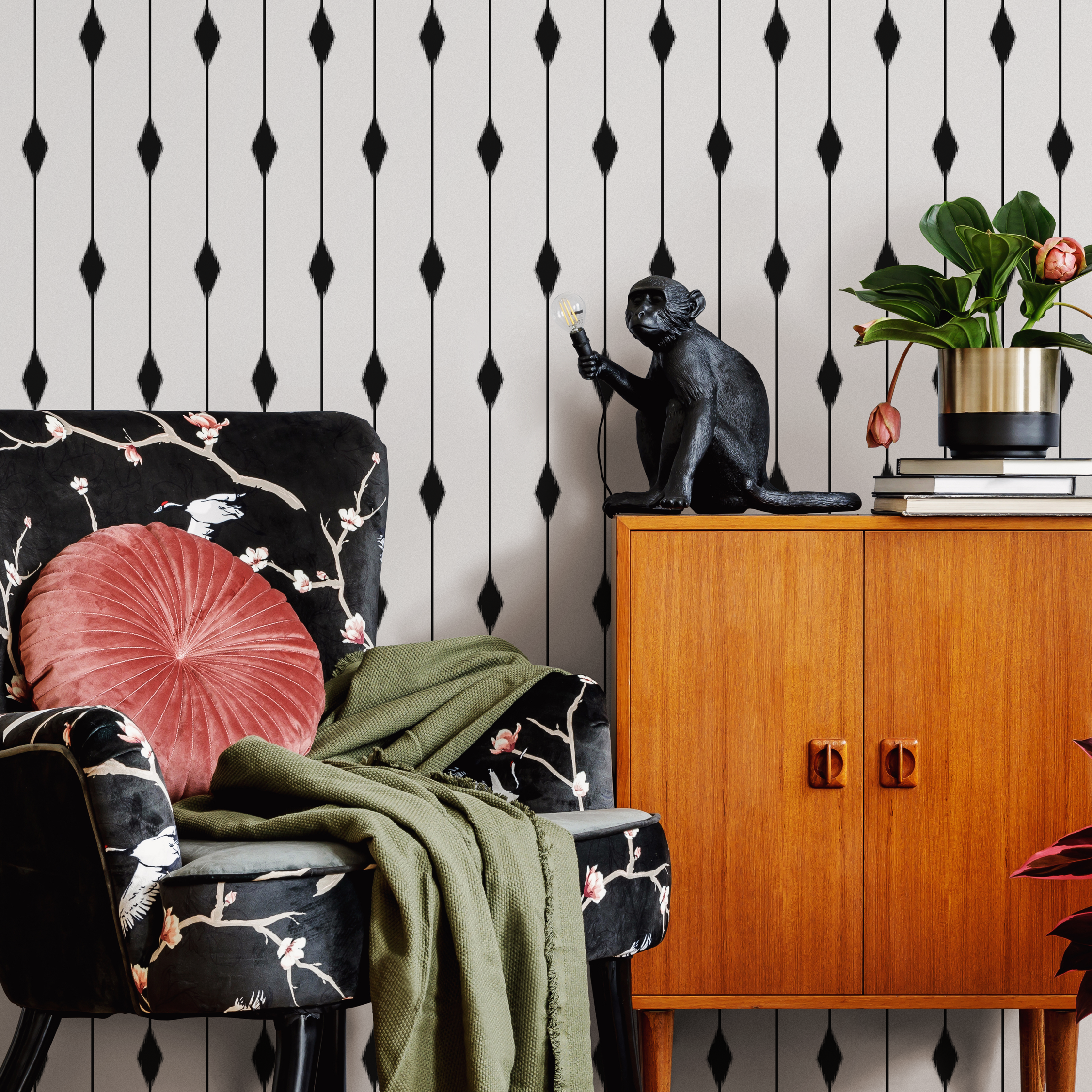 Geometric Wallpaper With Vertical Diamond Stripes In Black And White - C752