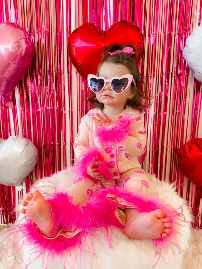 Pucker Up Girl's Flare Feathered Dream Set