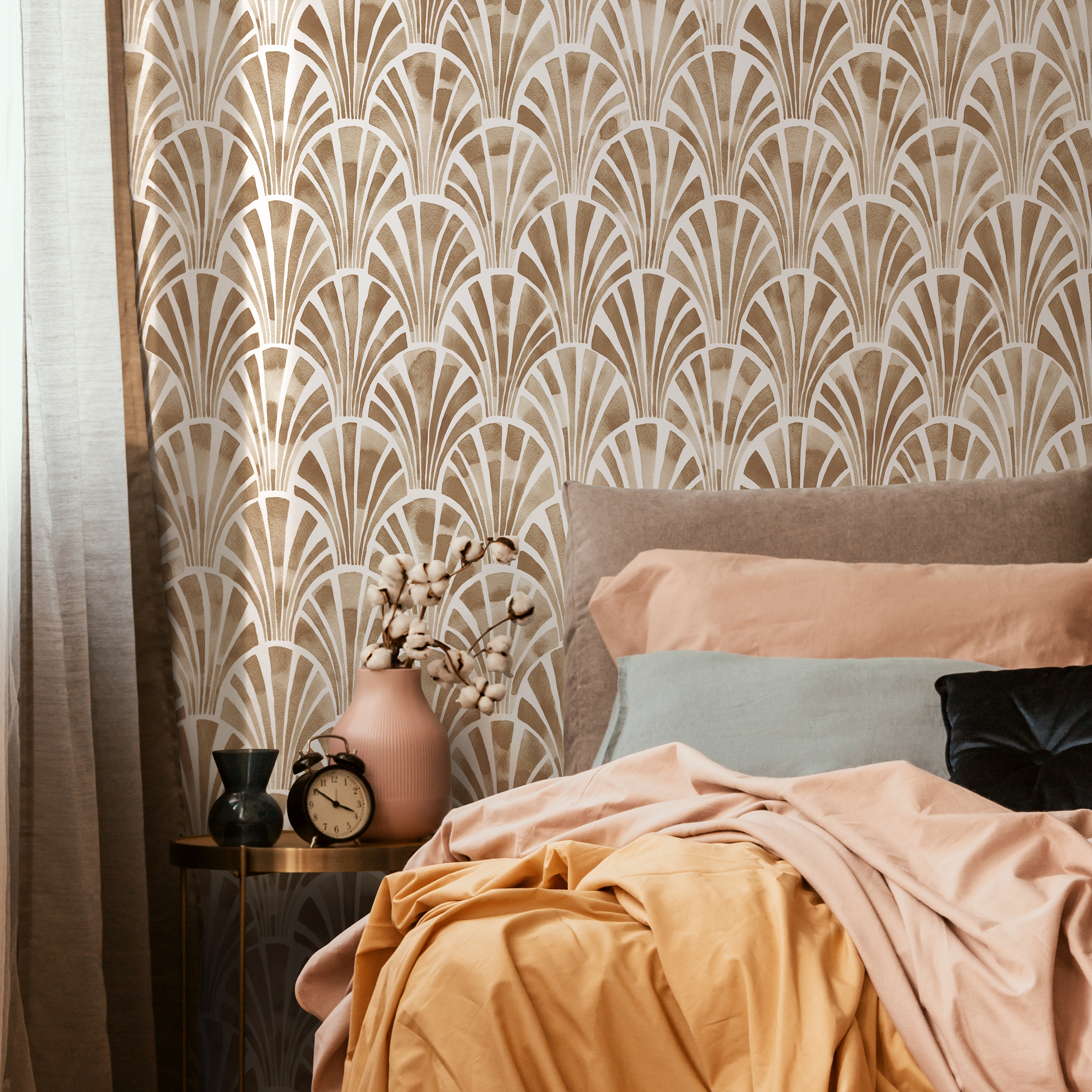 Art Deco Wallpaper With A Watercolor Fan Motif In Brown And White - C806