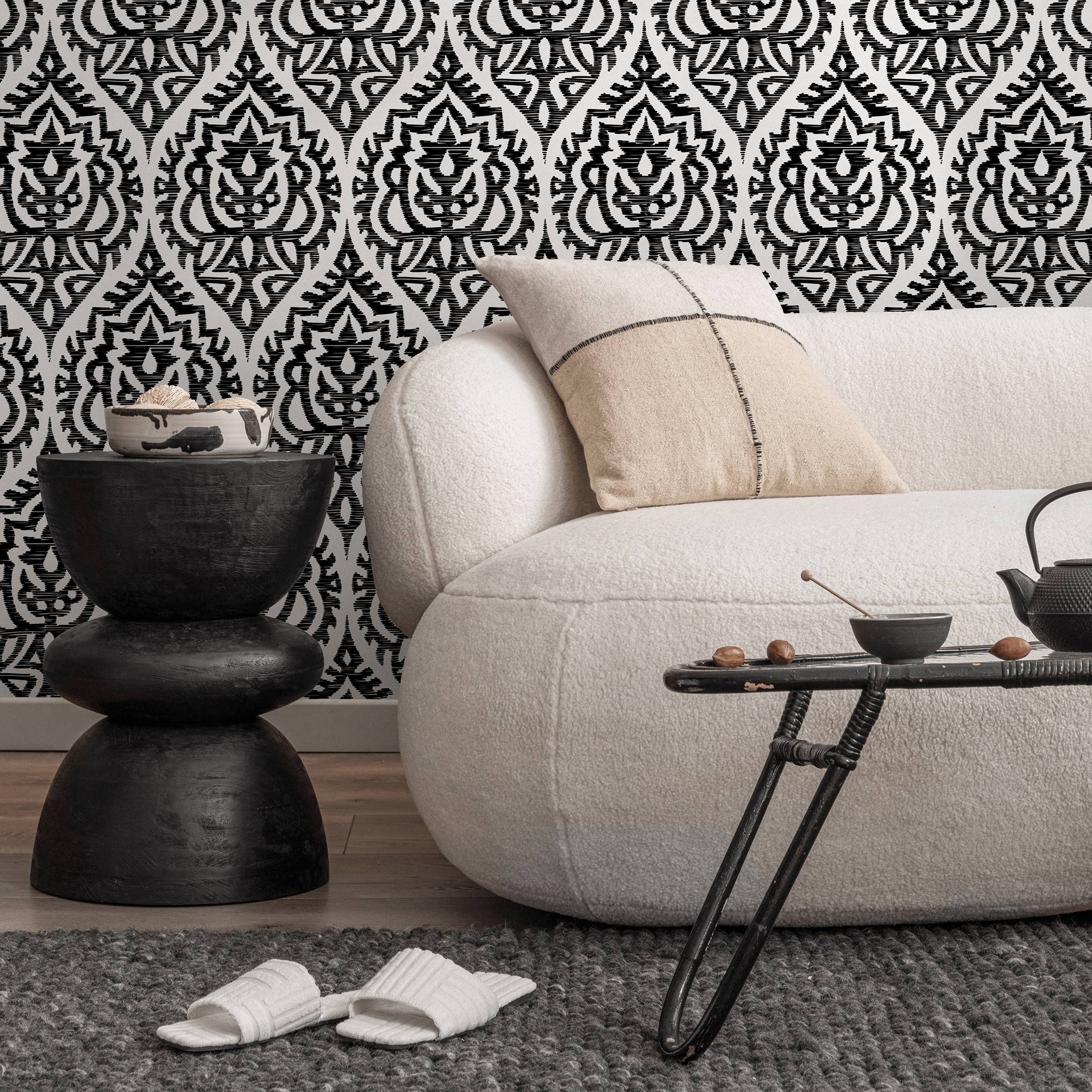 Moroccan Wallpaper With A Bold Ikat Motif In Black And White - C818