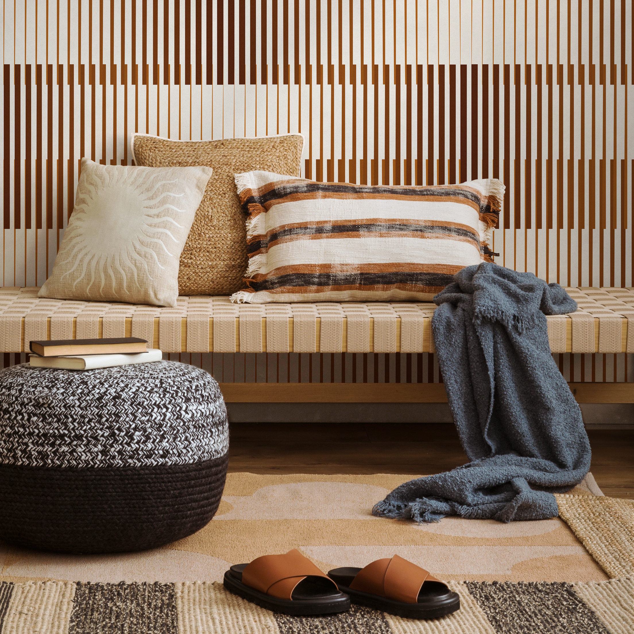 Geometric Wallpaper Featuring Staggered Lines In Brown And Dark Brown - C853