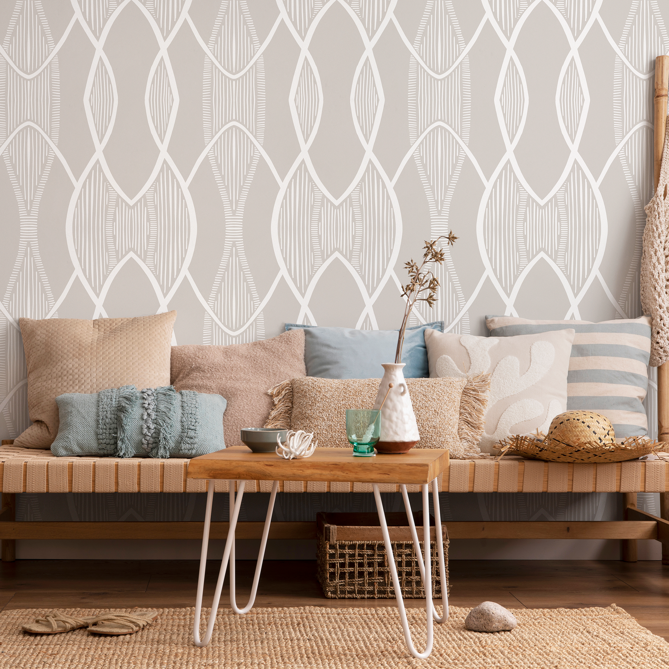 Geometric Wallpaper With A Hand-drawn Arched Lattice In Greige And White - C892