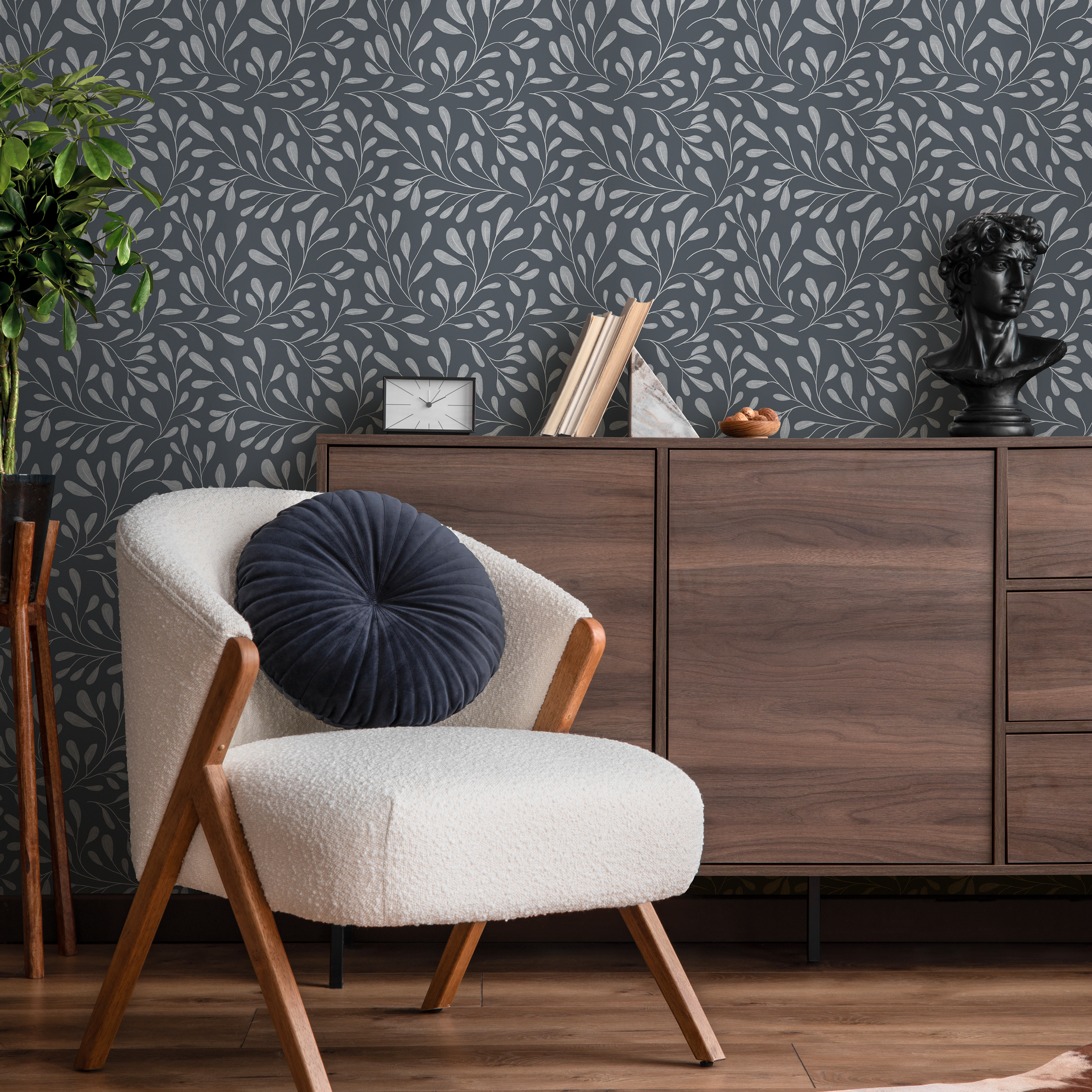 Botanical Wallpaper With A Delicate Vine Motif In Charcoal And Light Gray - C909