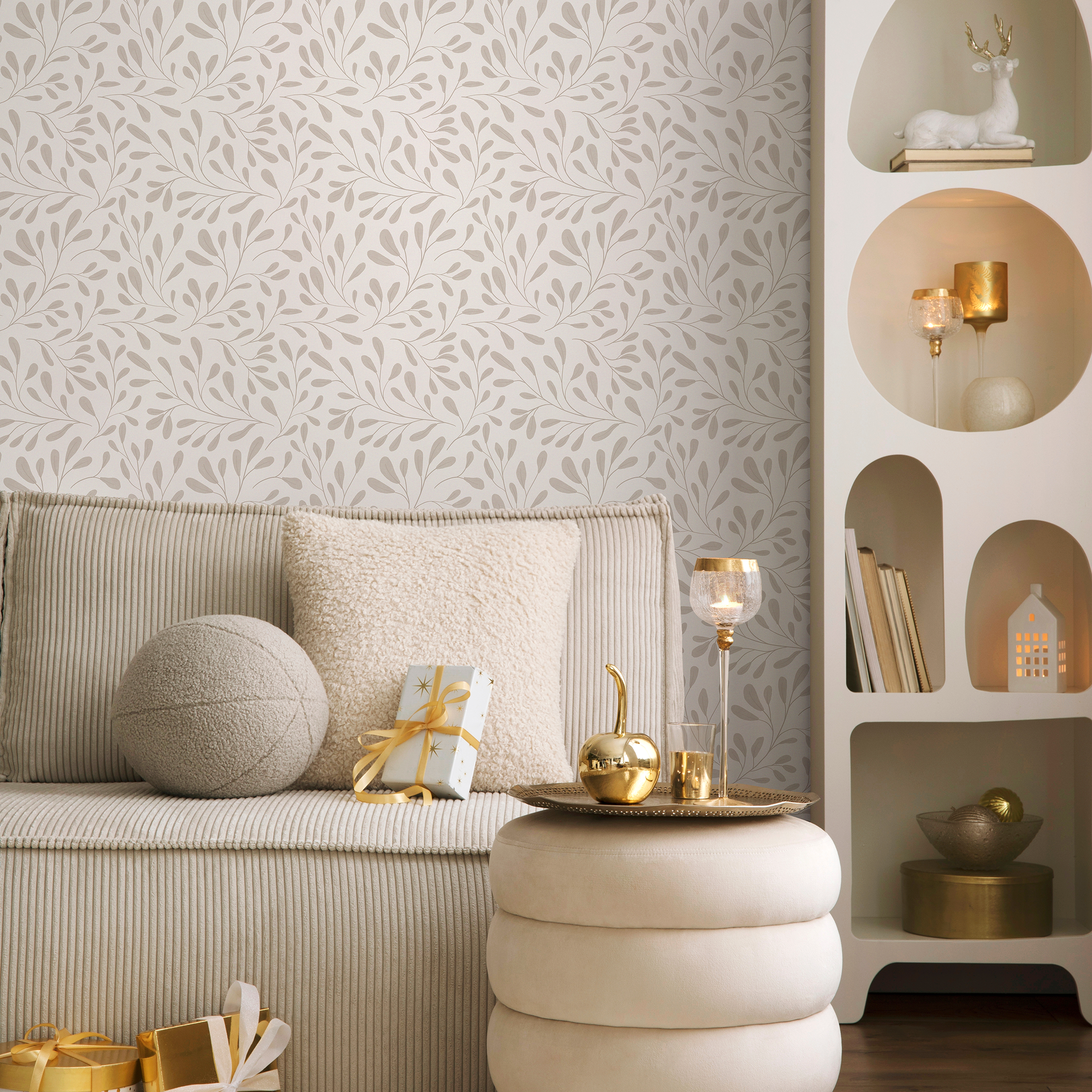 Leaf Wallpaper With A Delicate Vine Motif In Beige - C911