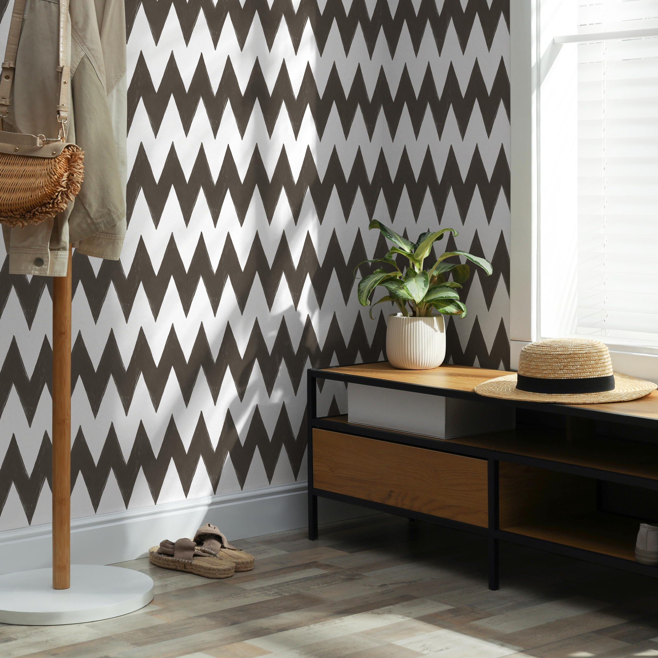 Boho Wallpaper With A Hand-drawn Chevron Style In Brown - C951