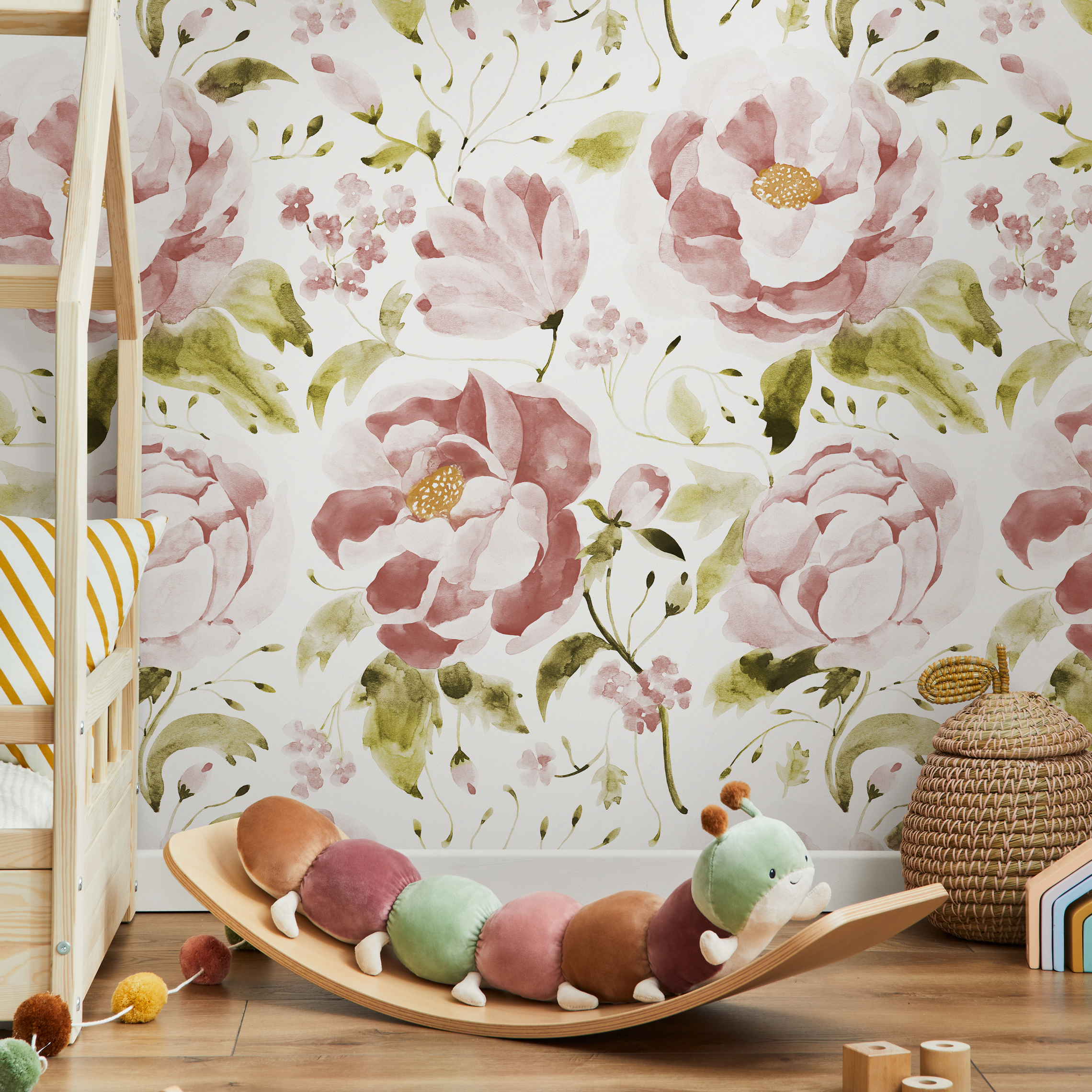 Floral Wallpaper With A Watercolor Peony Motif In Pink And Green - C965