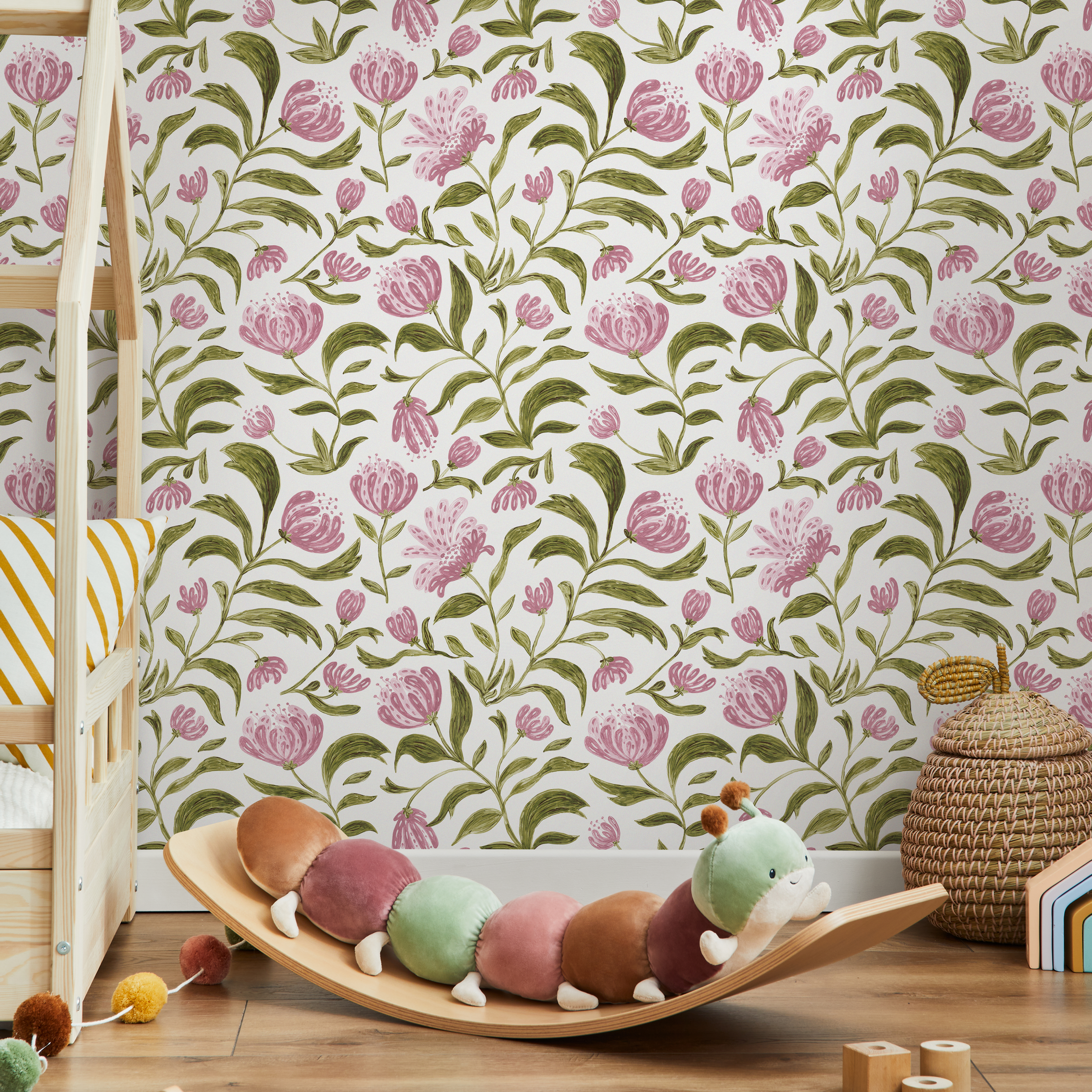 Floral Wallpaper Featuring Hand-painted Blooms In Pink And Green - C971