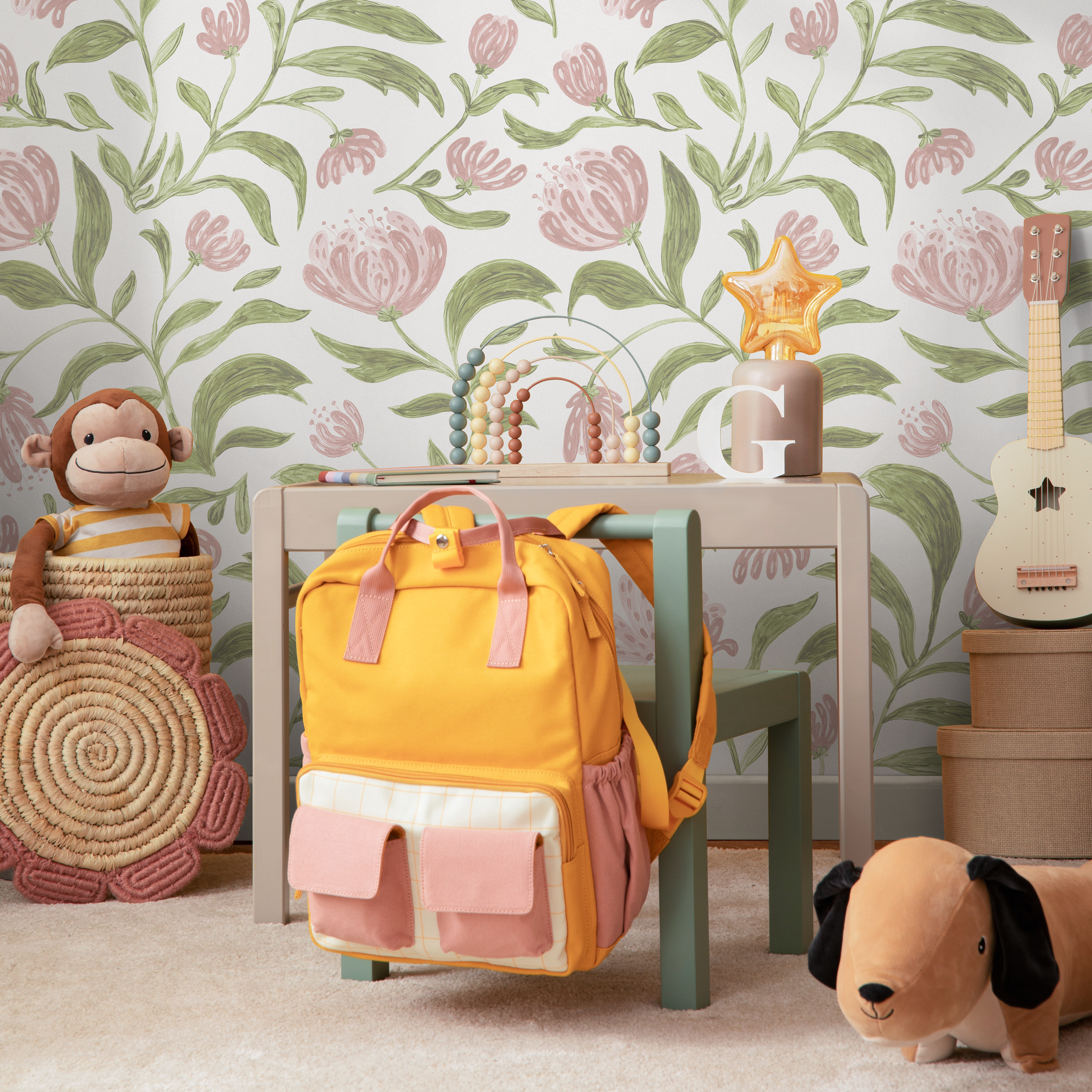 Floral Wallpaper Featuring A Vintage Garden Vine In Pink And Green - C972