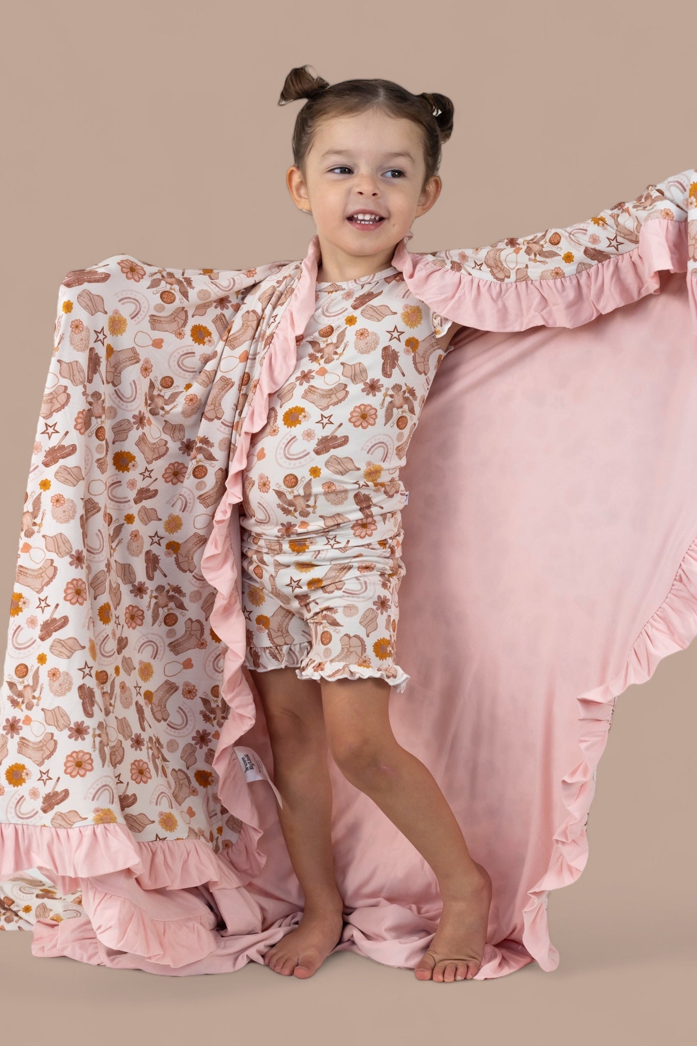 Flowers And Boots Dream Ruffle Short Set