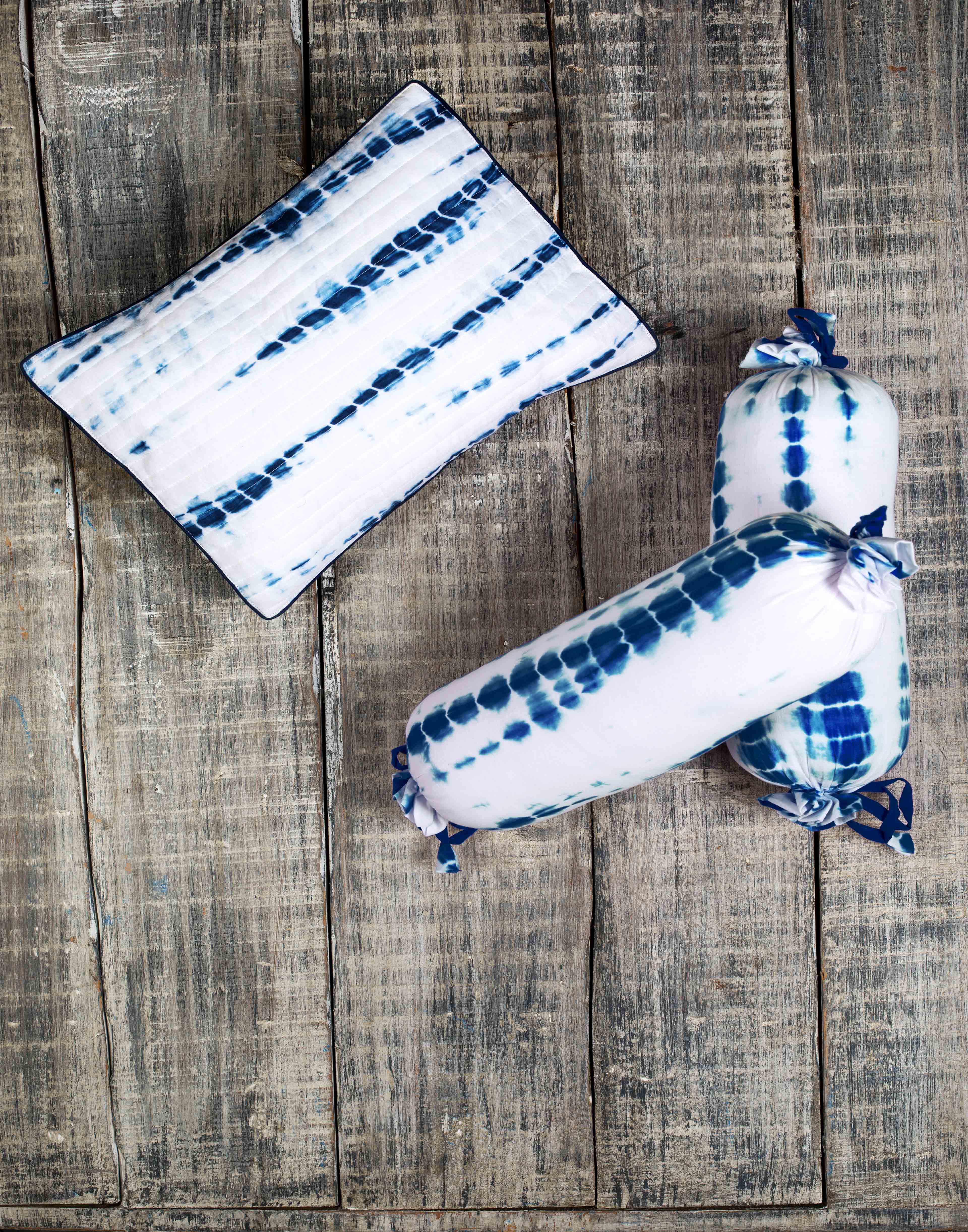 KYOTO BLUE PILLOW & BOLSTER SET