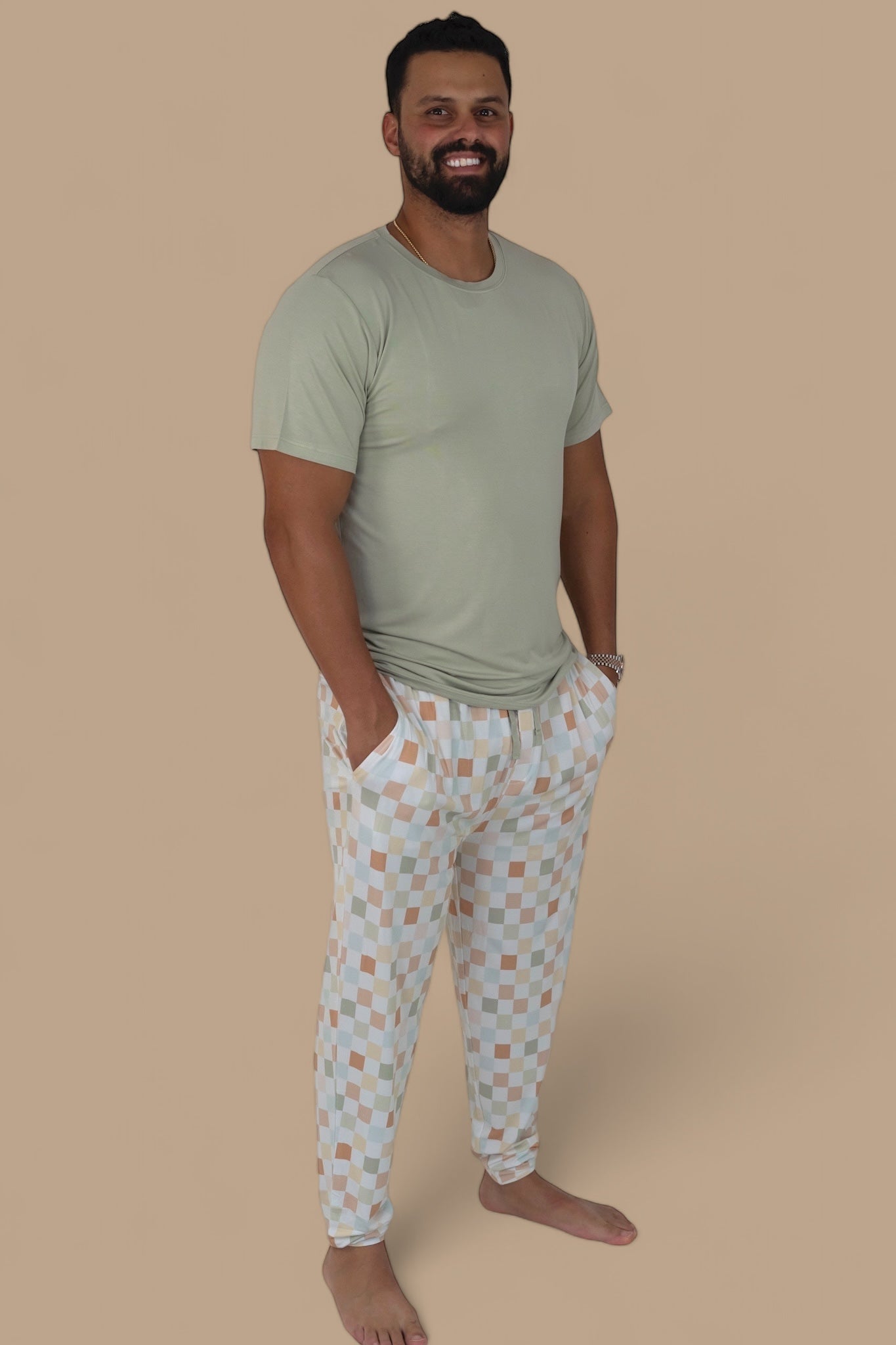 Muted Checkers Short Sleeve Men's Dream Jogger Set