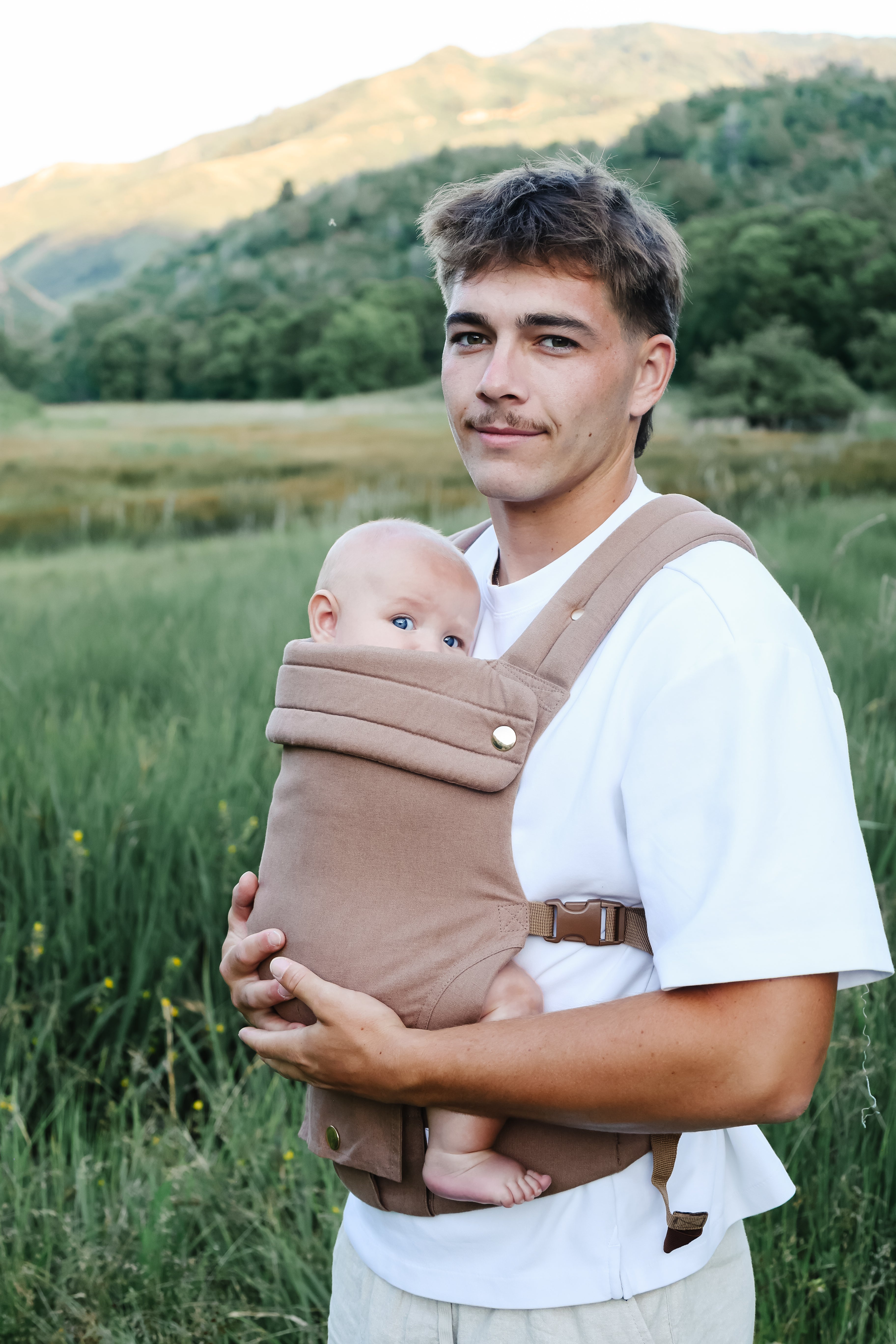 Monroe X Coco Desert - Cotton Linen Baby Carrier (7-35 Lbs)
