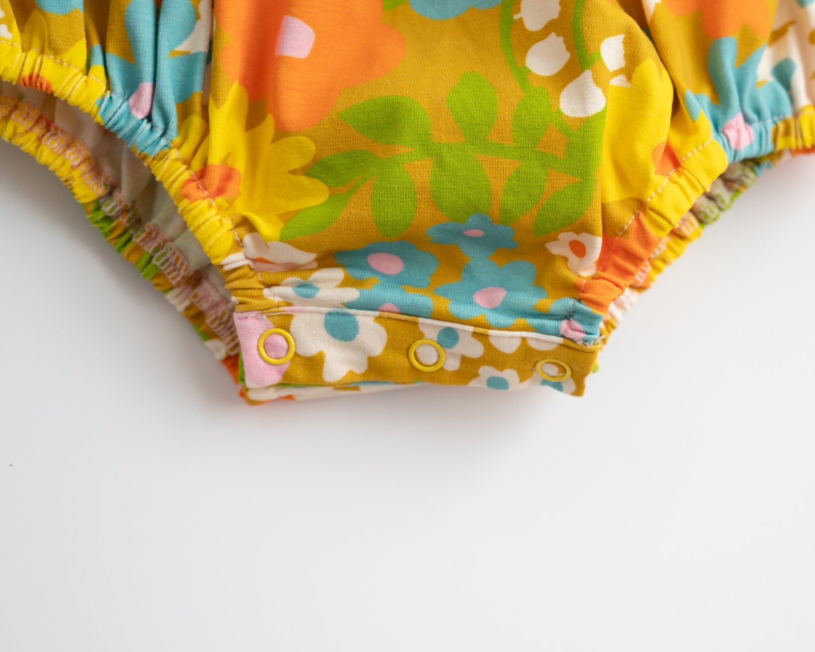 Baby Girls' Flutter Romper In Sixties Wild Blooms