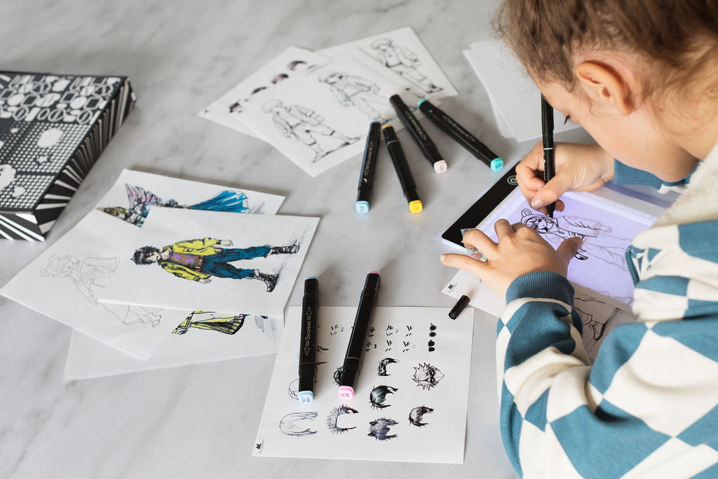 Manga - Xl Rechargeable Led Light Pad - Create Your Manga Characters - 10y+