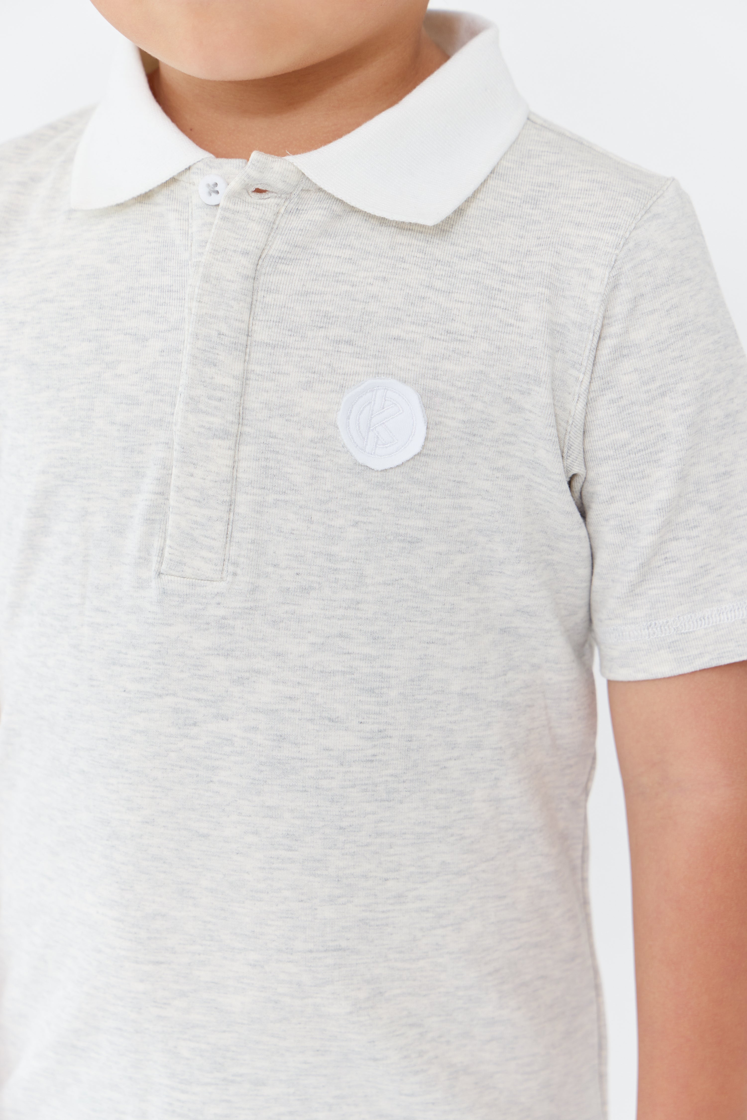 Jona Polo - White