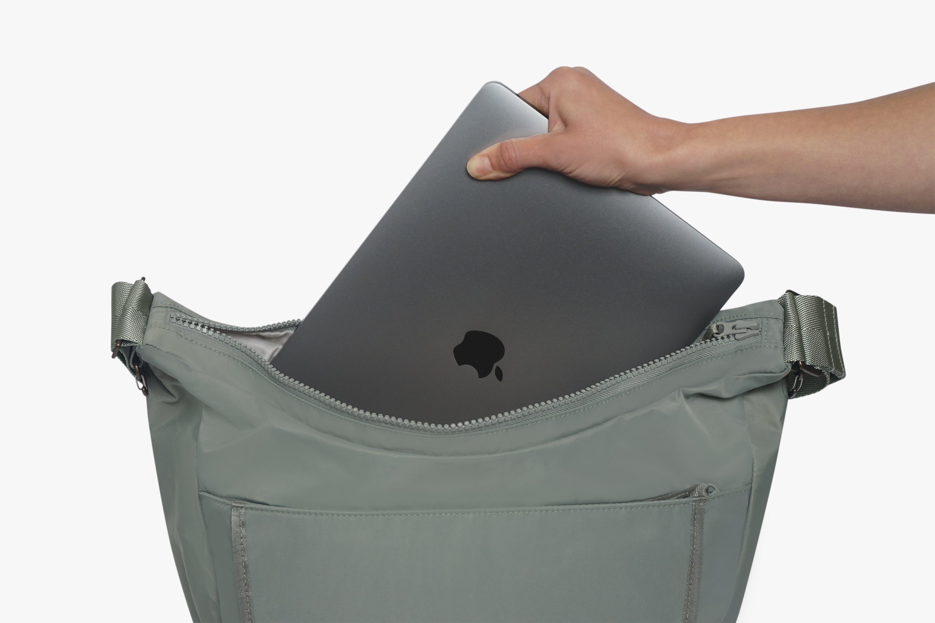 Roam Crossbody Diaper Bag / Outdoorsy Sage