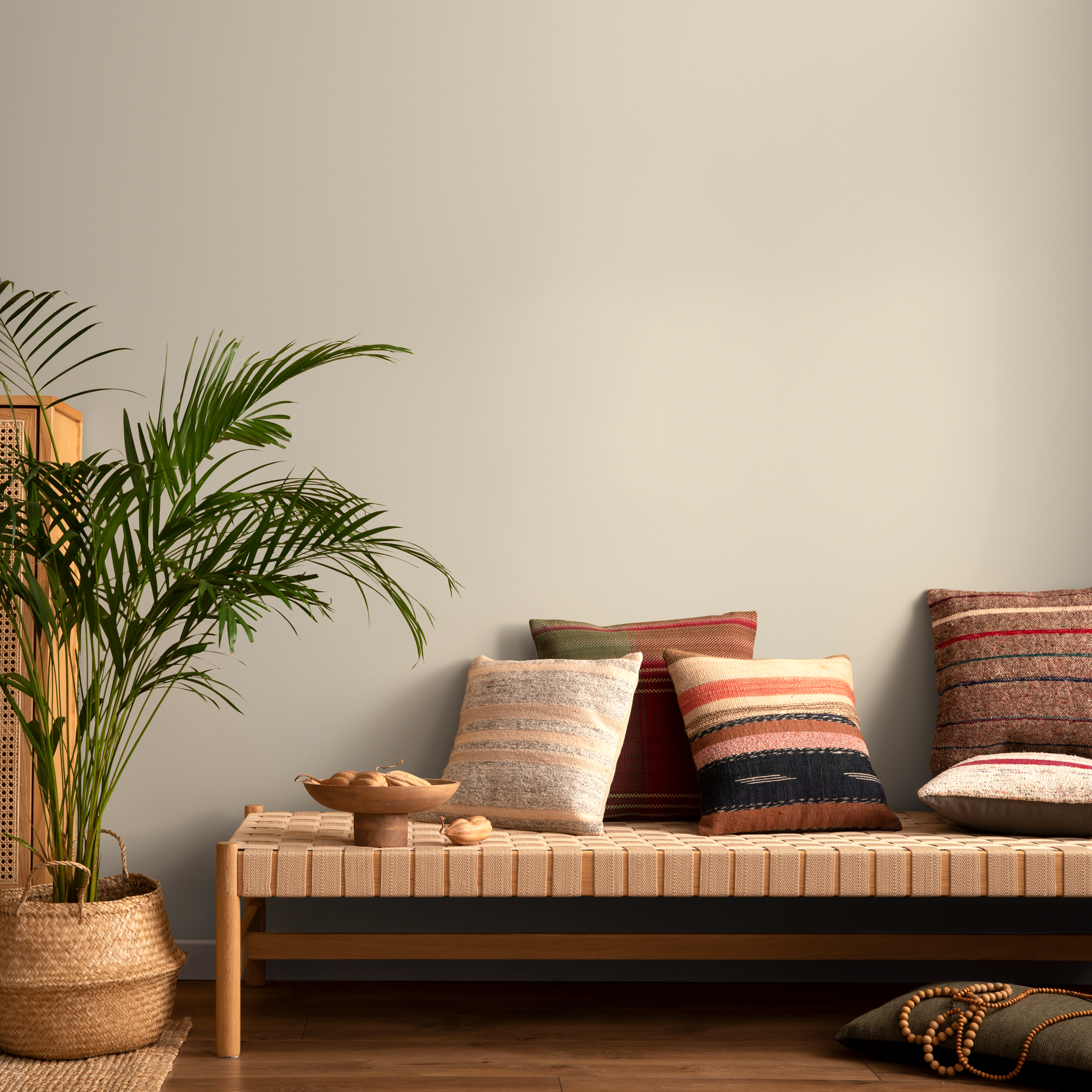 Solid Color Wallpaper In A Muted Grayish Orange - D414