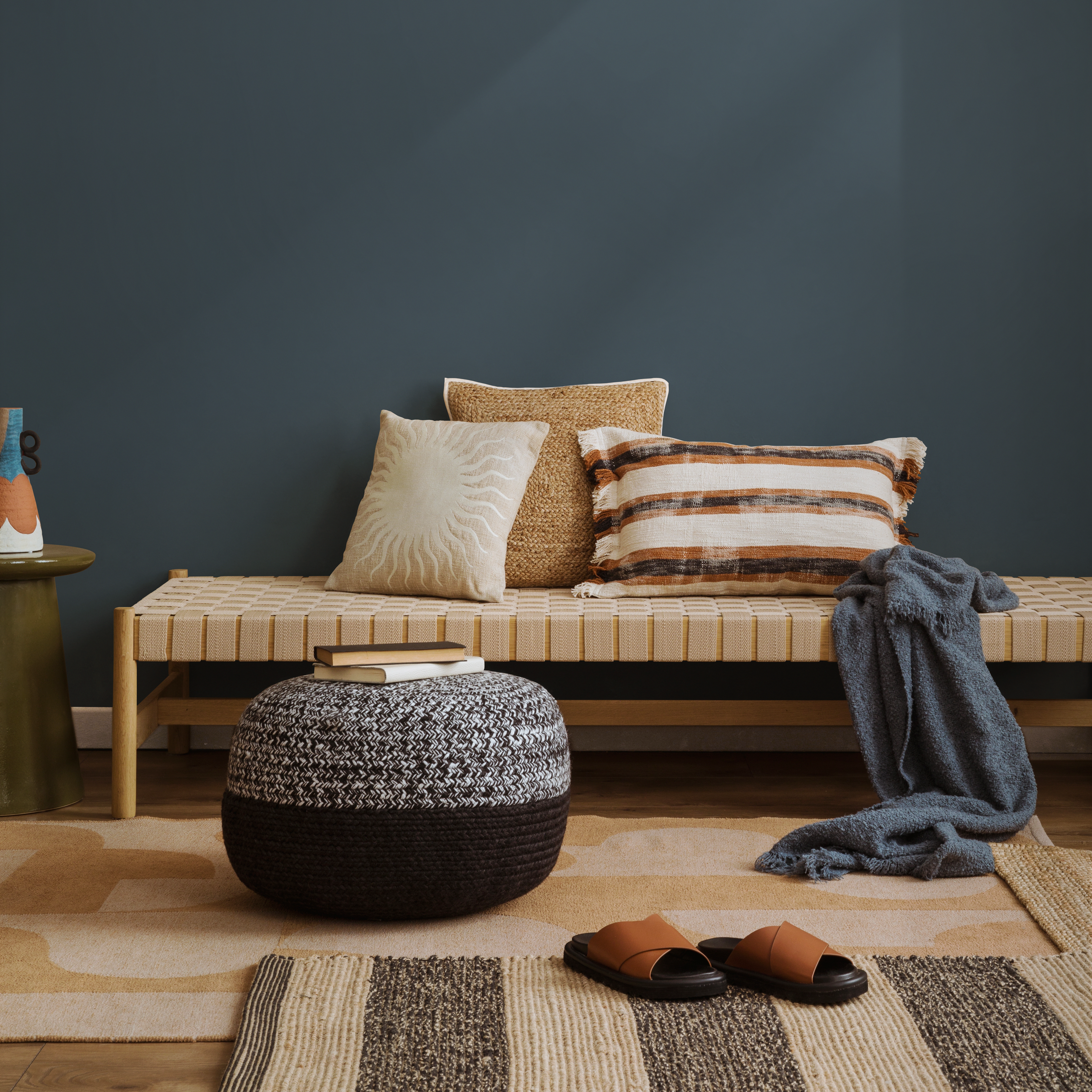 Solid Color Wallpaper In A Deep Hague Blue Tone - D445