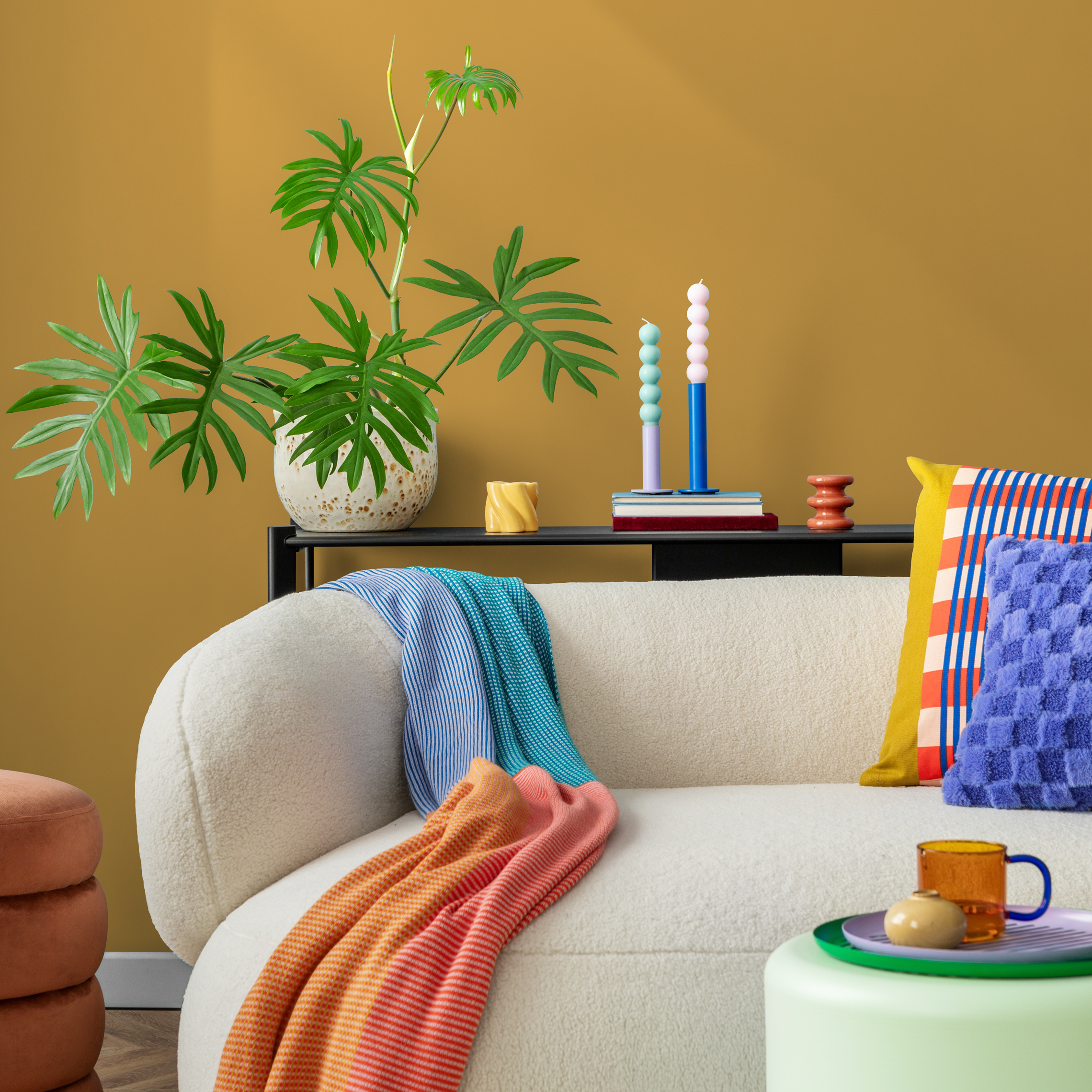 Solid Color Wallpaper In A Warm Indian Yellow - D459