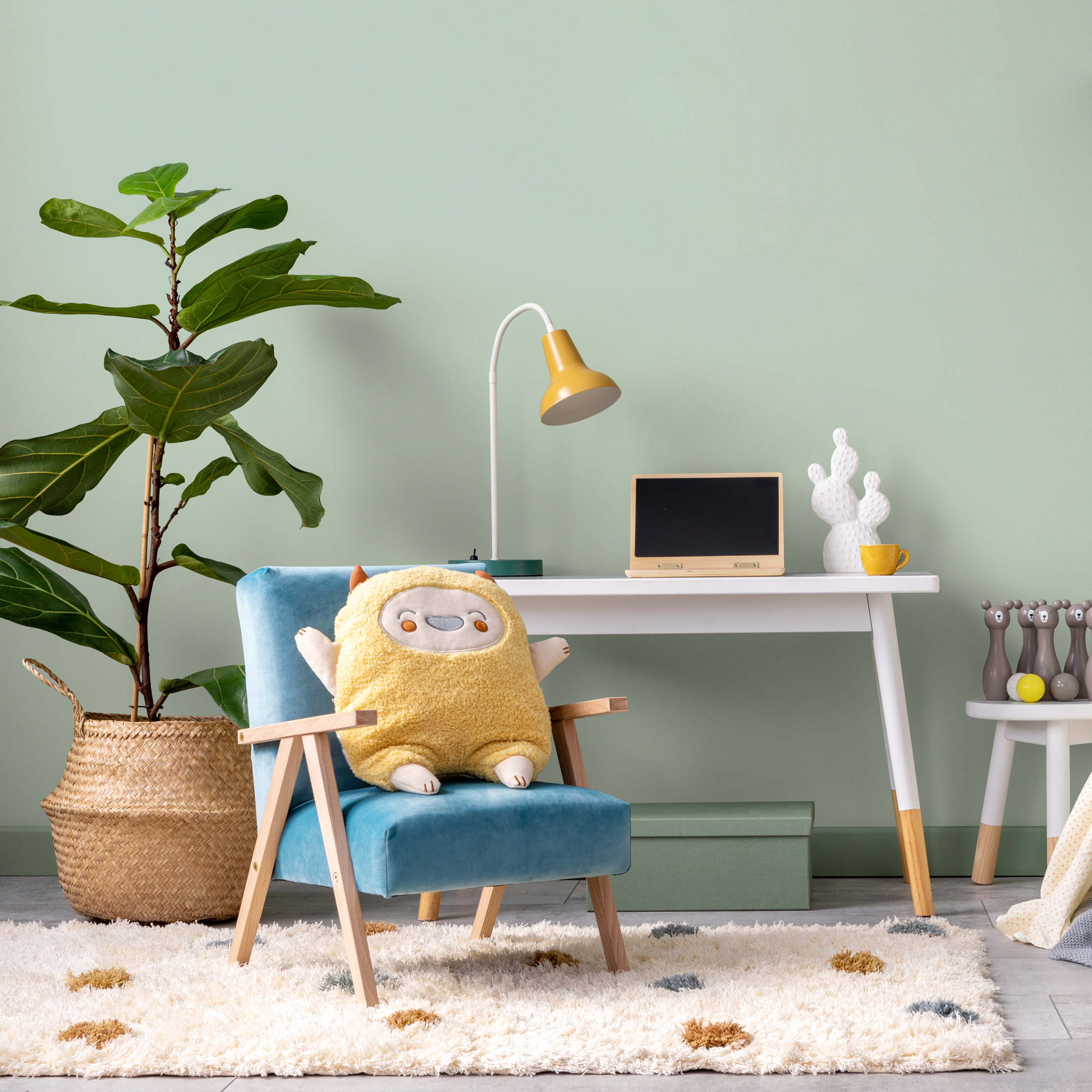 Solid Color Wallpaper With A Minimalist Aesthetic In Light Green - D467