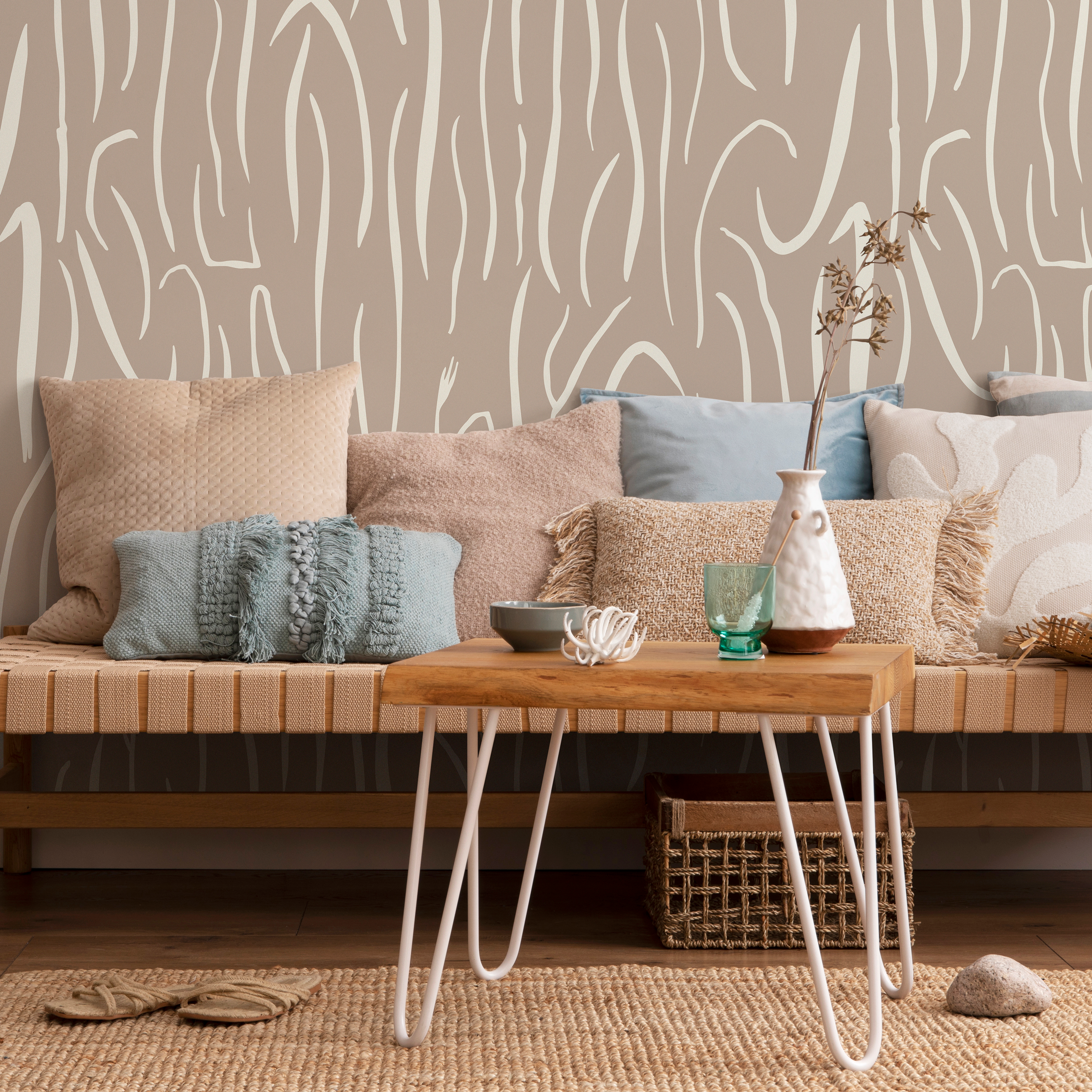 Abstract Wallpaper With Flowing Wavy Lines In Beige And Cream - D617