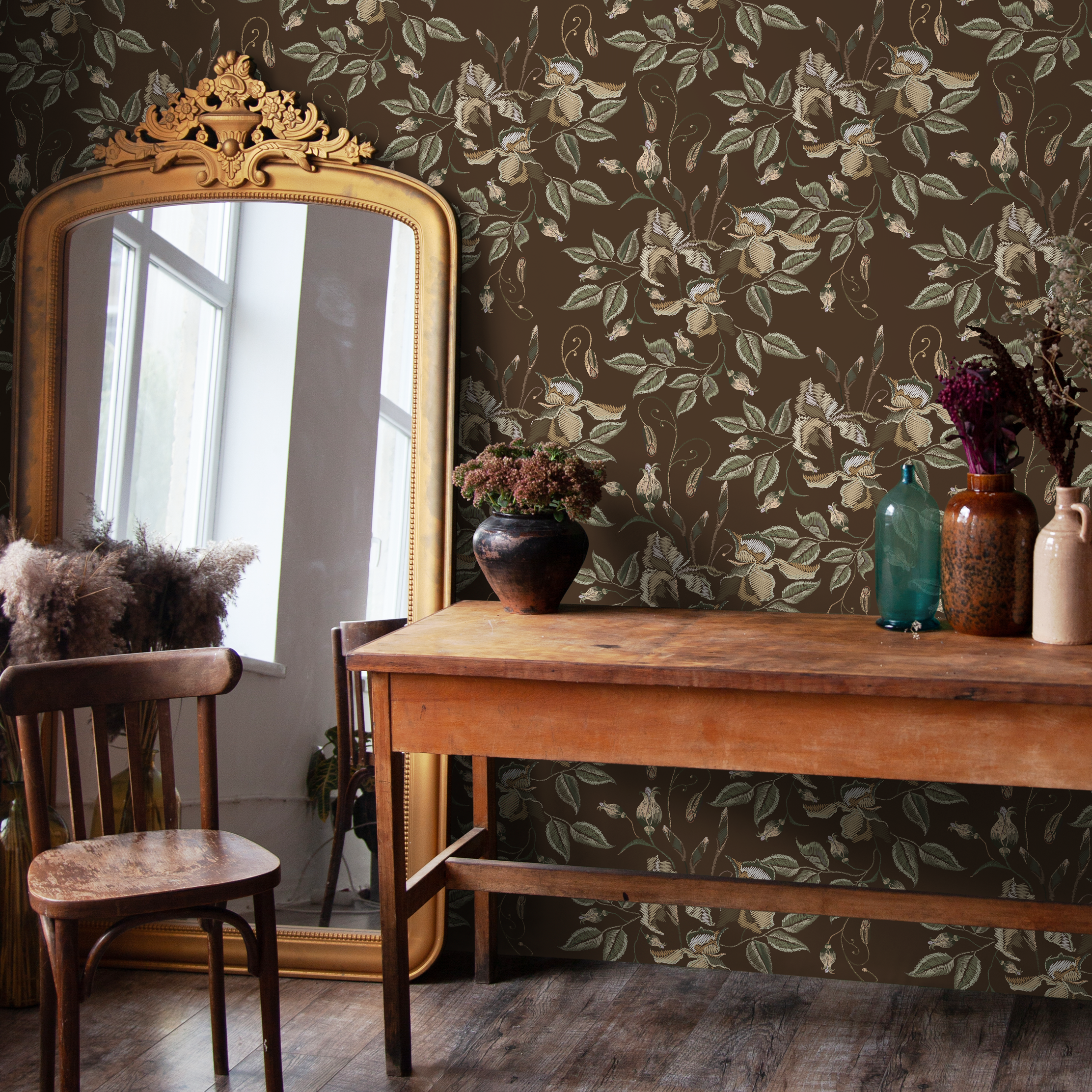 Floral Wallpaper Featuring A Vintage Iris Motif In Brown, Beige, And Green - D870