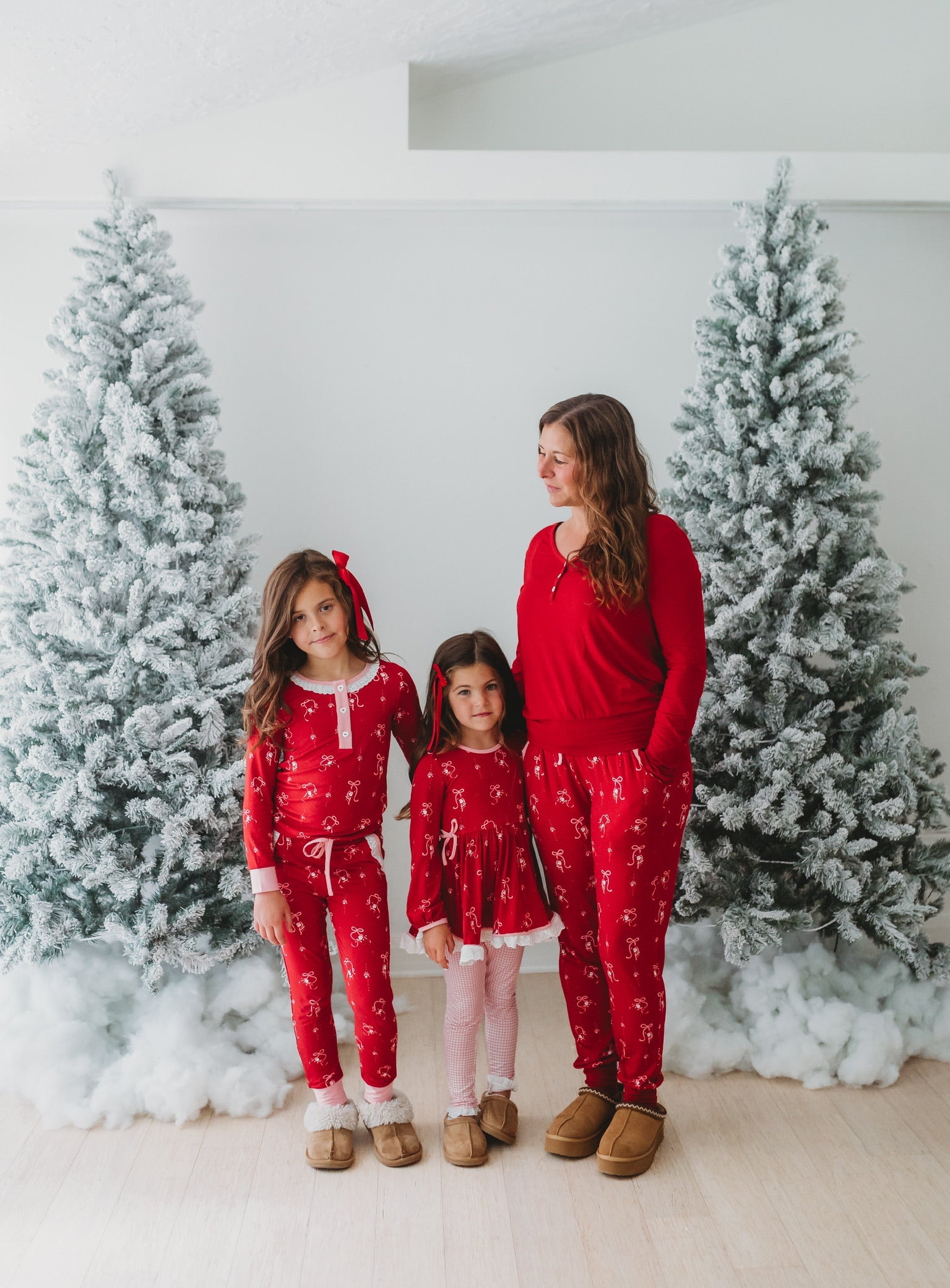 *preorder* Santa's Sleigh Bows Comfort Set