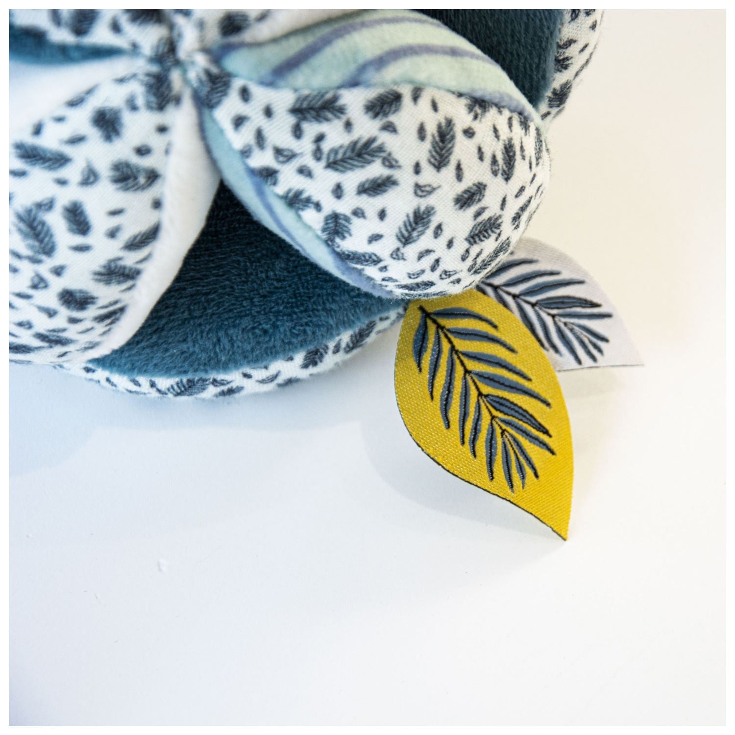 Yoka Sensory Balls With Rattle