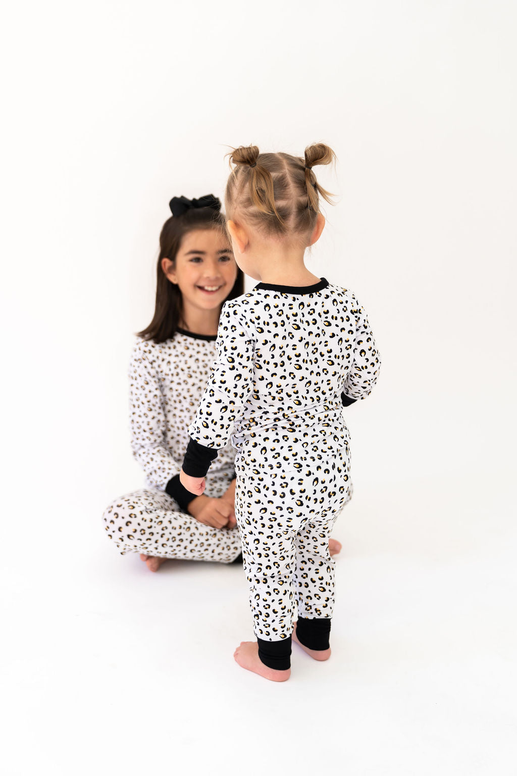 Allie Leopard Bamboo 2-piece Long Sleeve Set