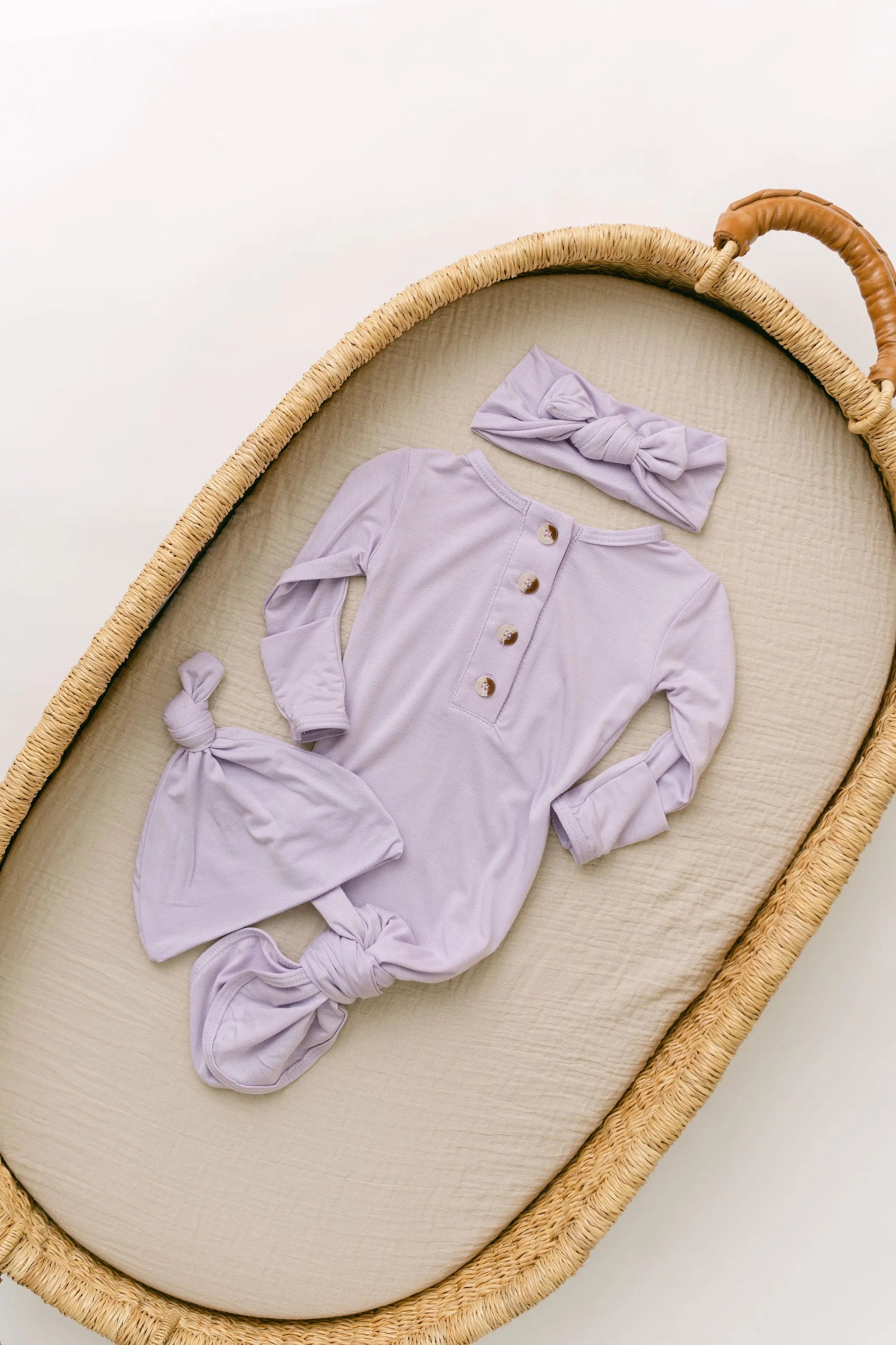 Stroller Society Knotted Baby Gown And Hat Set With Headband - Bloom (newborn-3 Months)