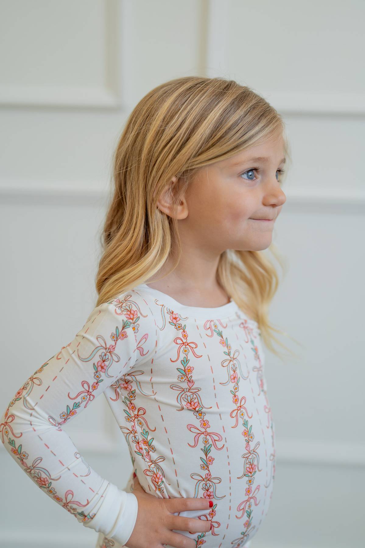 Spring Floral Garland | Two Piece Pajama Set