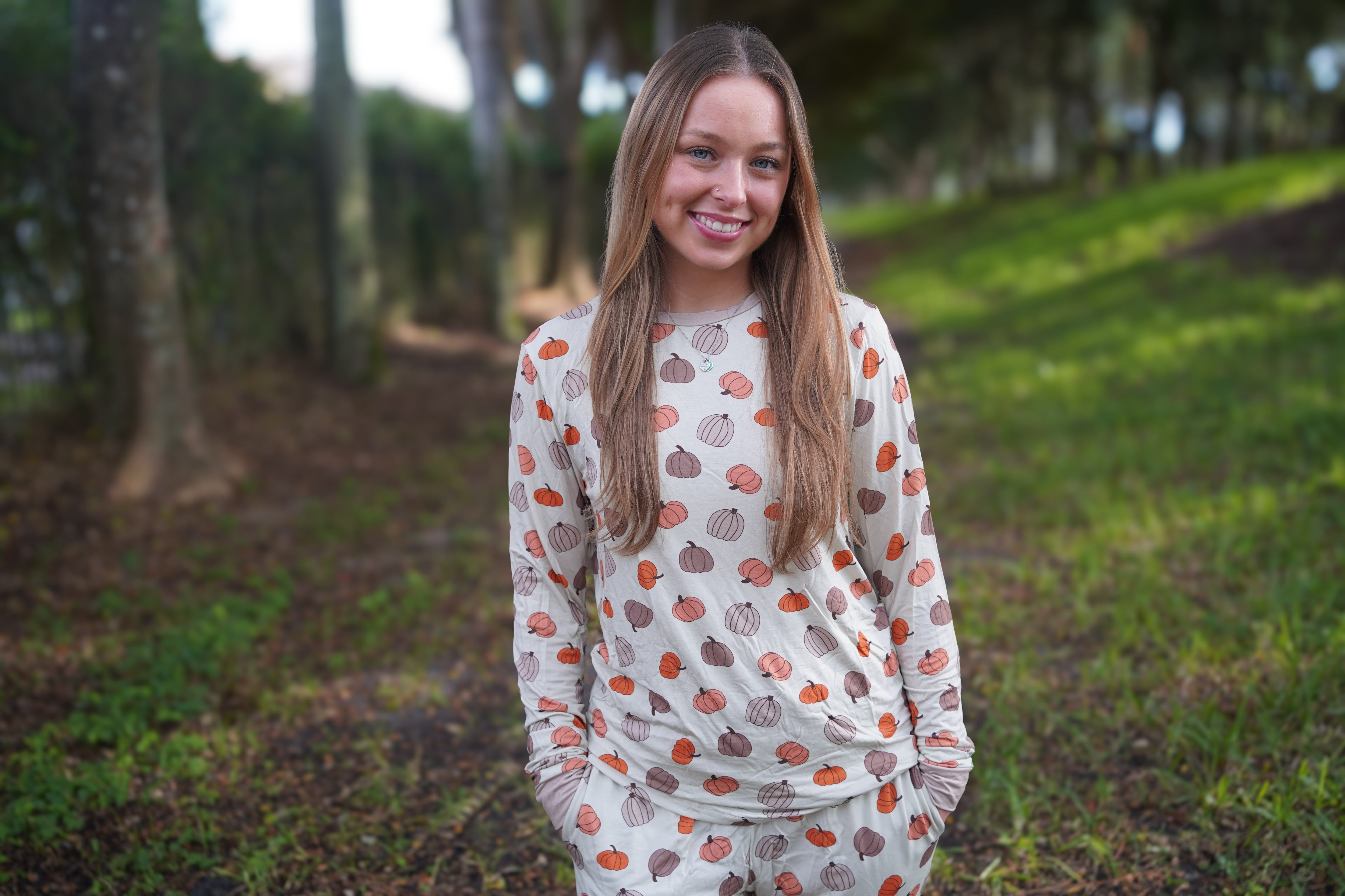 Pumpkins Beige (women's Long Sleeve Pj)