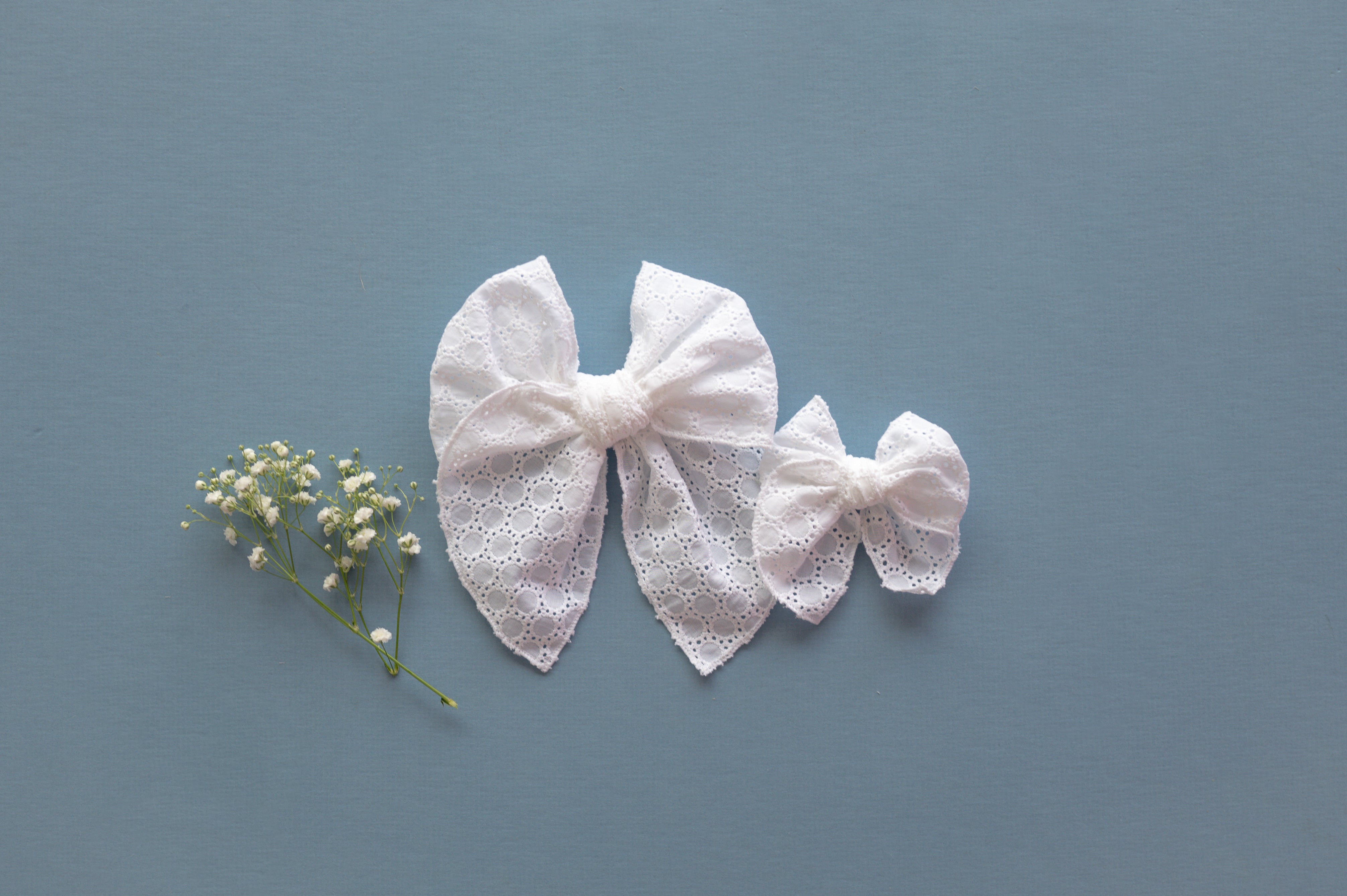 White Eyelet | Party Bow