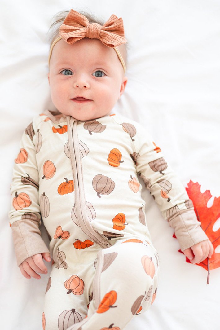 Pumpkins Beige (convertible Zip Footies)