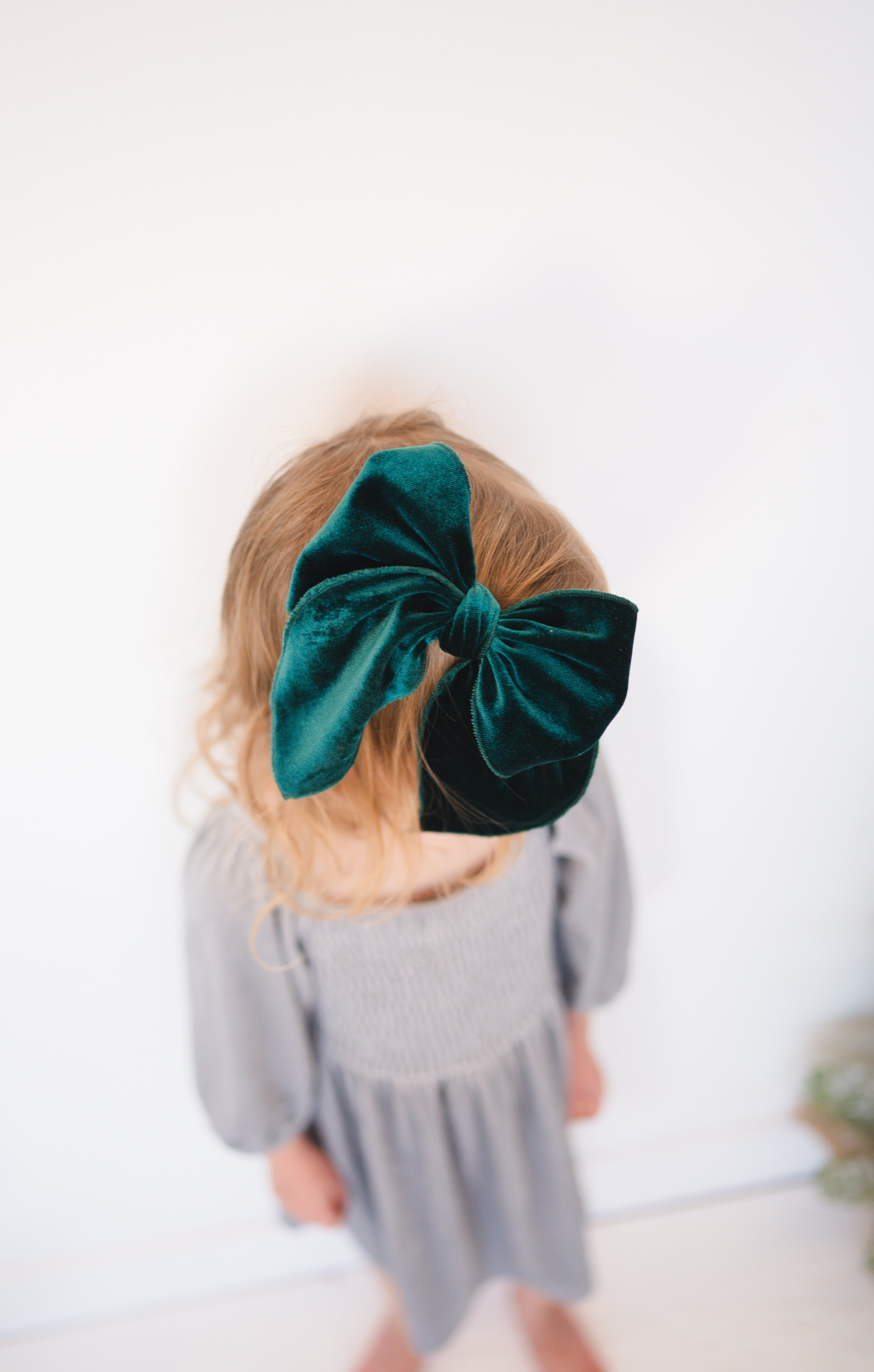 Clara | Party Bow