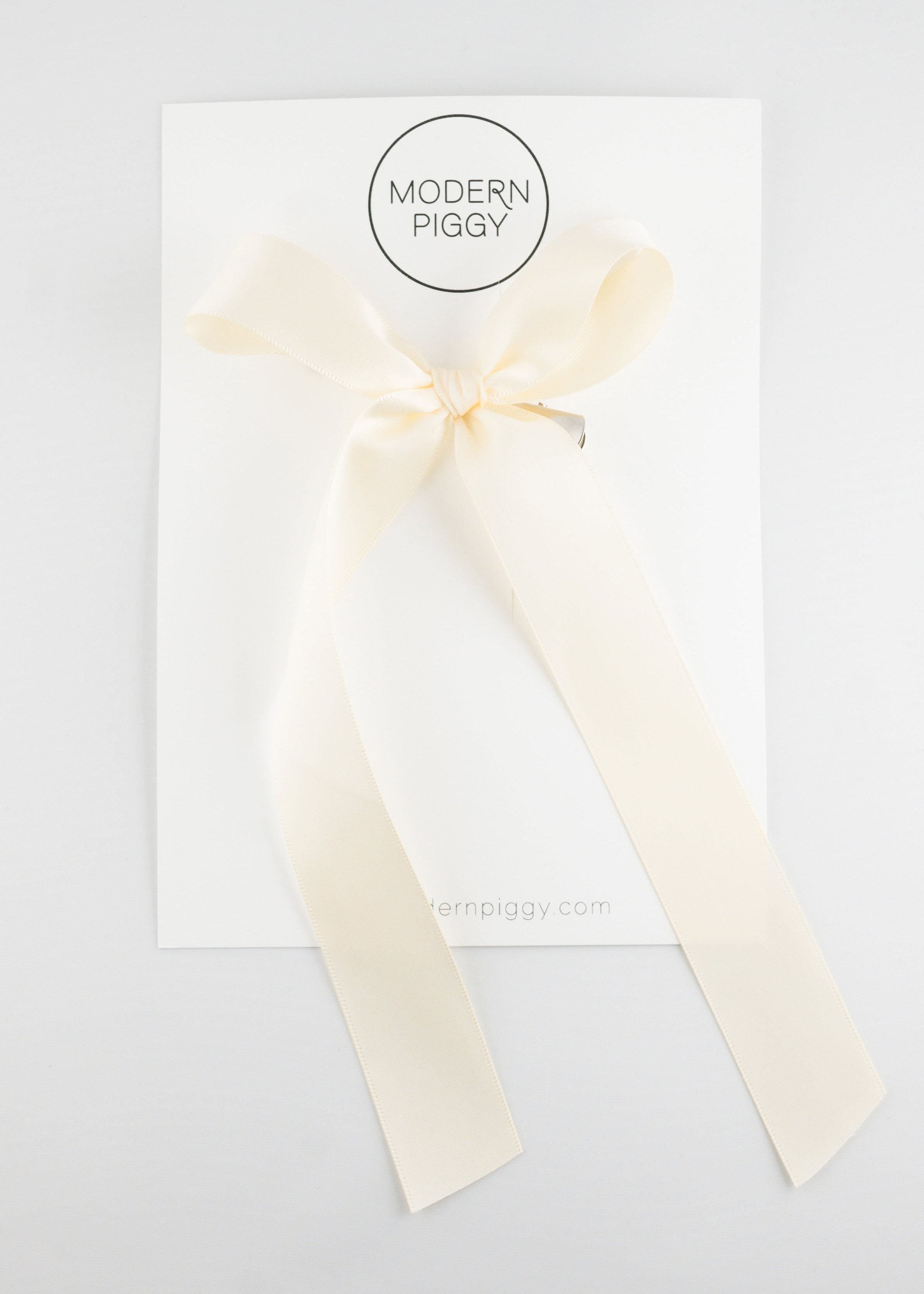 Eggnog | Statement Ribbon Bow