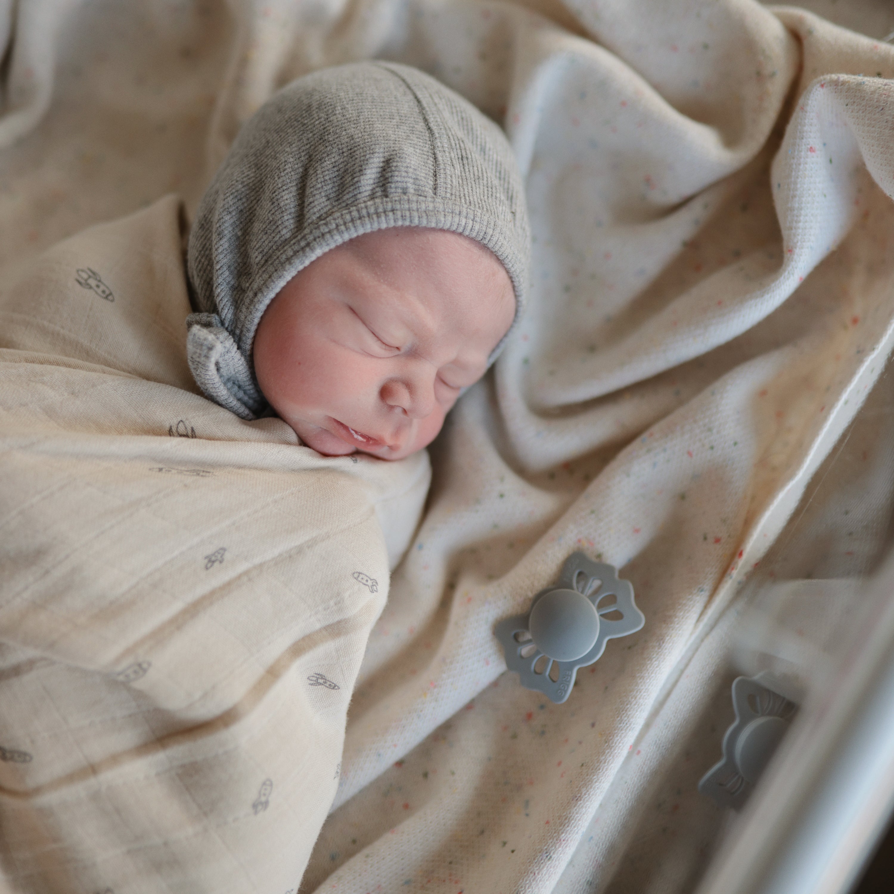 Frigg Lucky Symmetrical Silicone Pacifier 2-pack (6-18 Months)