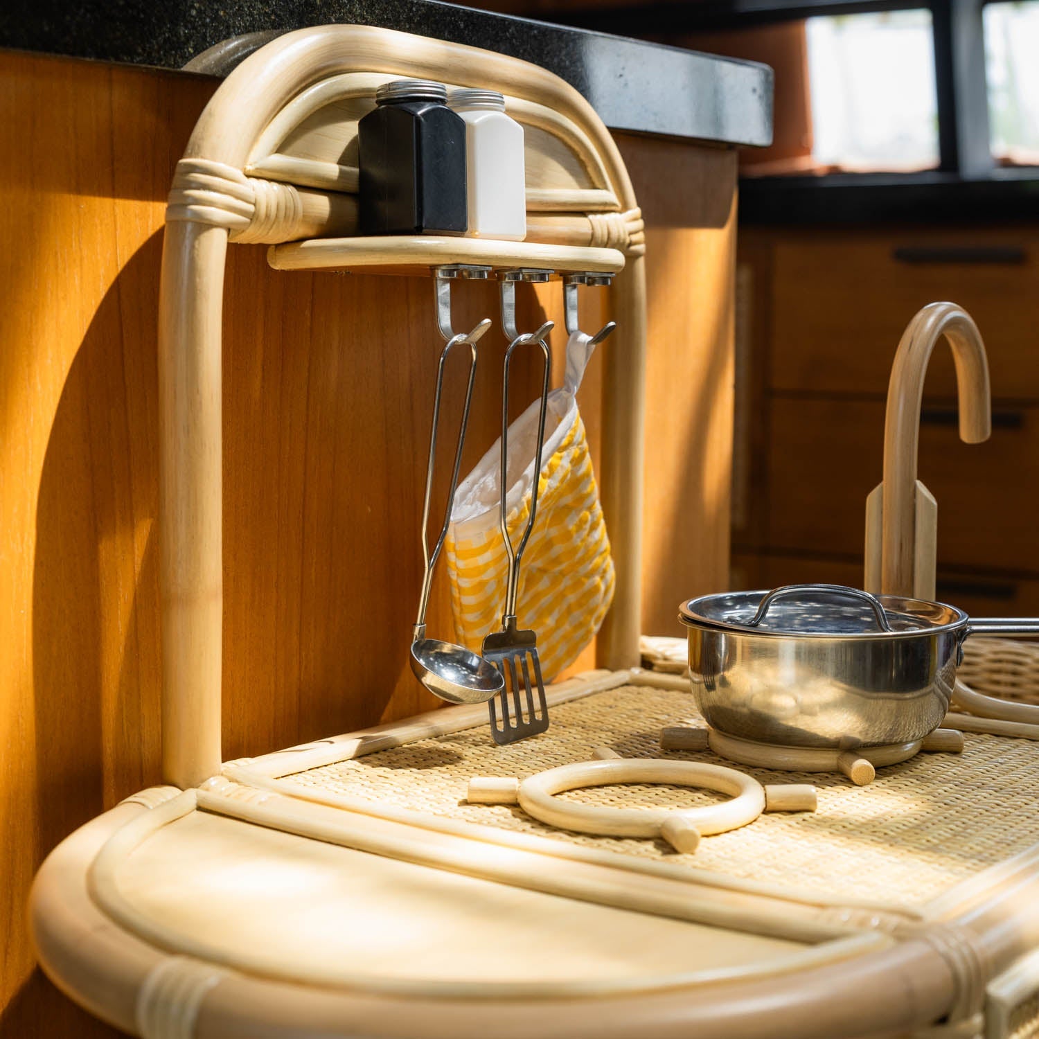 Dreamer Play Kitchen