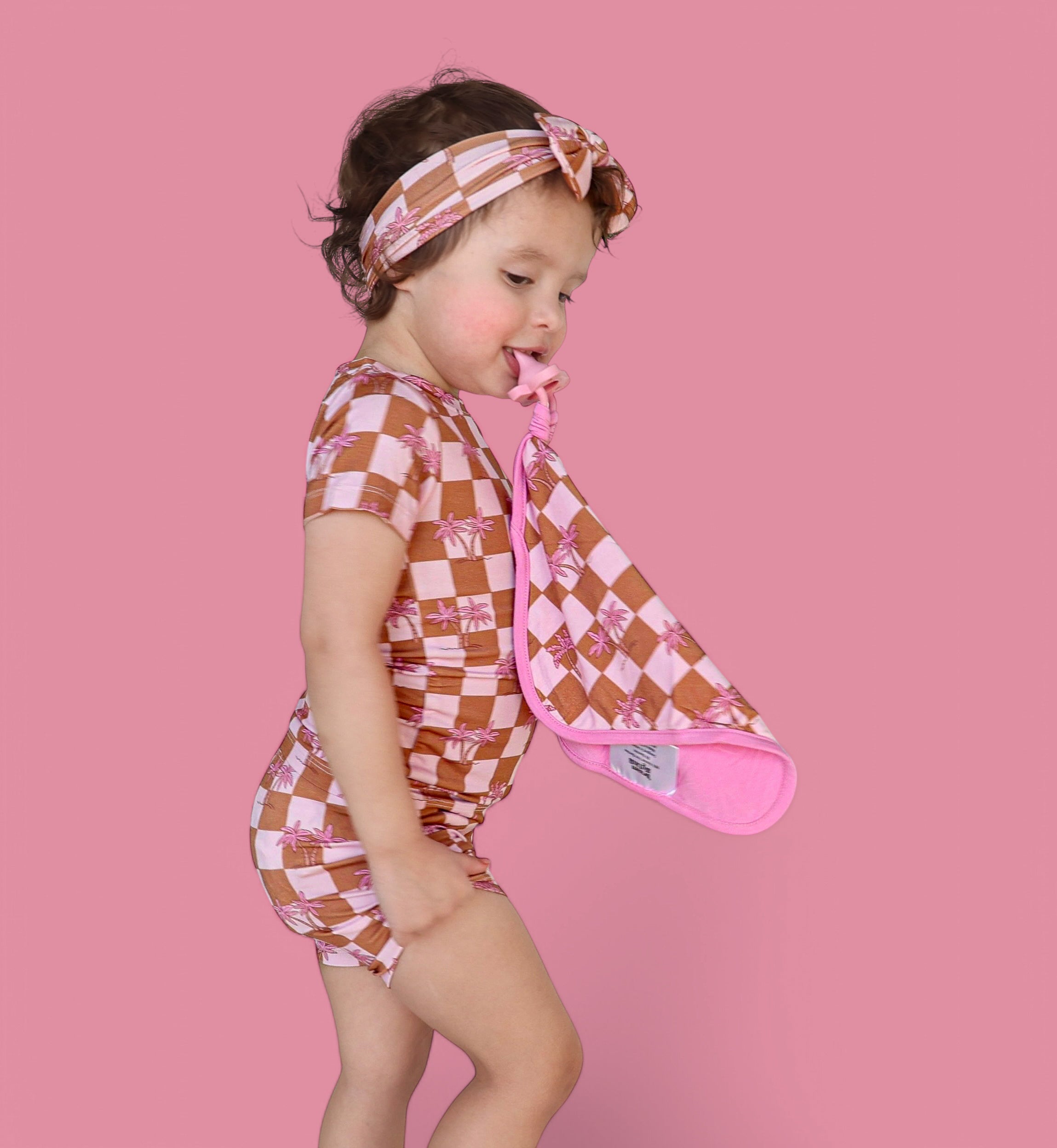 Exclusive Sunset Beach Checkers Dream Lovey