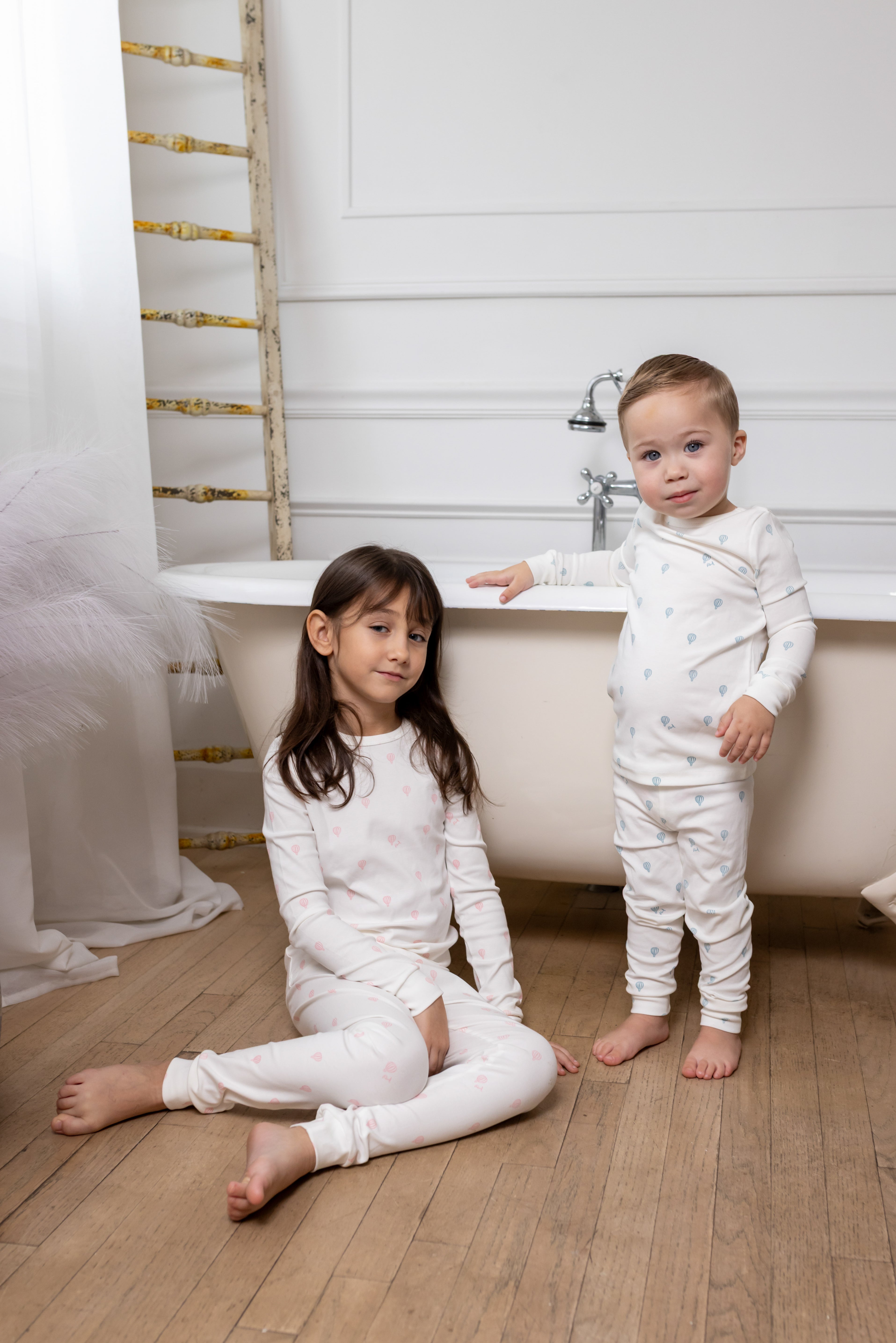 Hot Air Balloon Printed Pj- White/pink