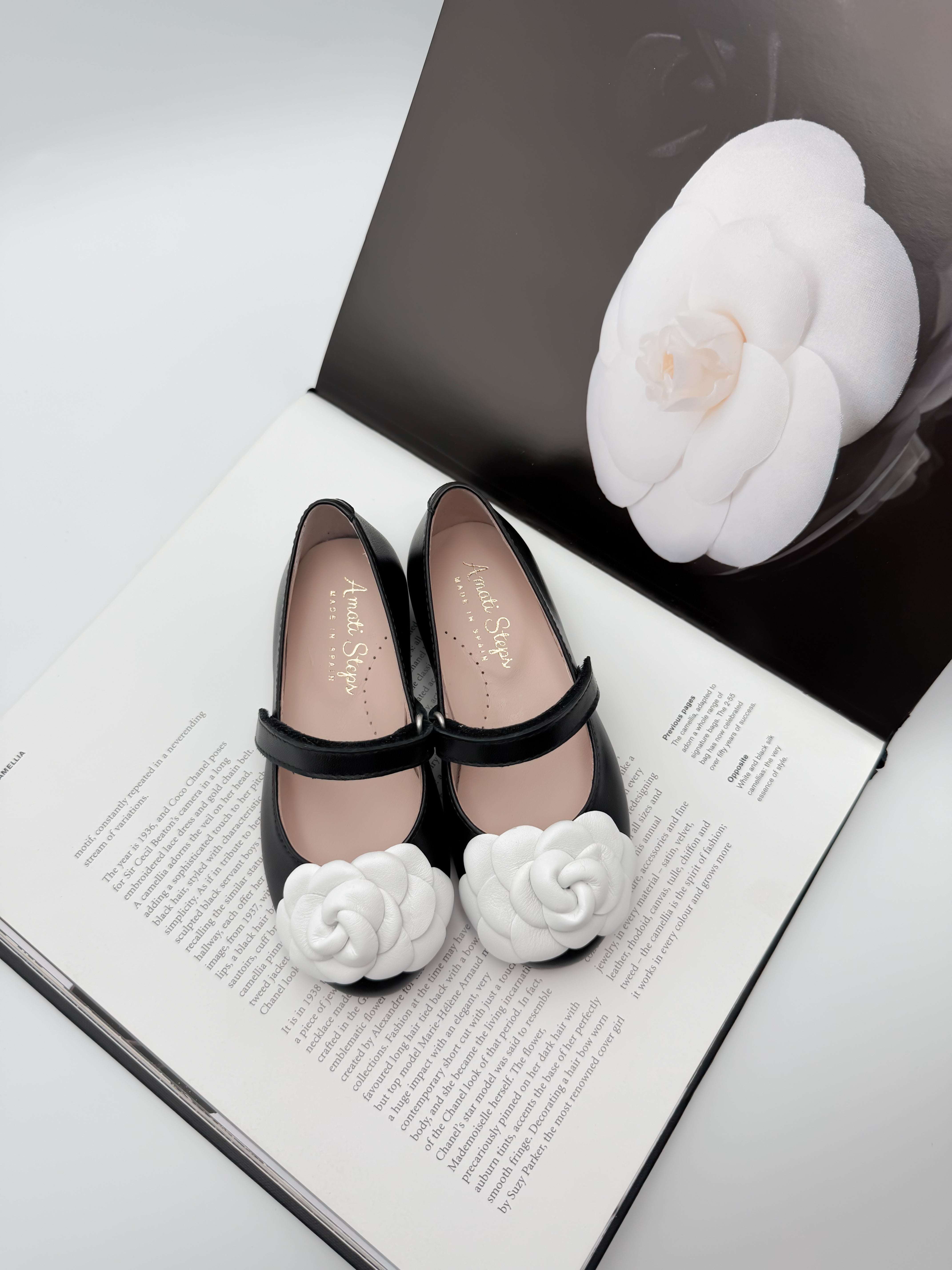Camille- Black/white Leather Mary Jane Shoes