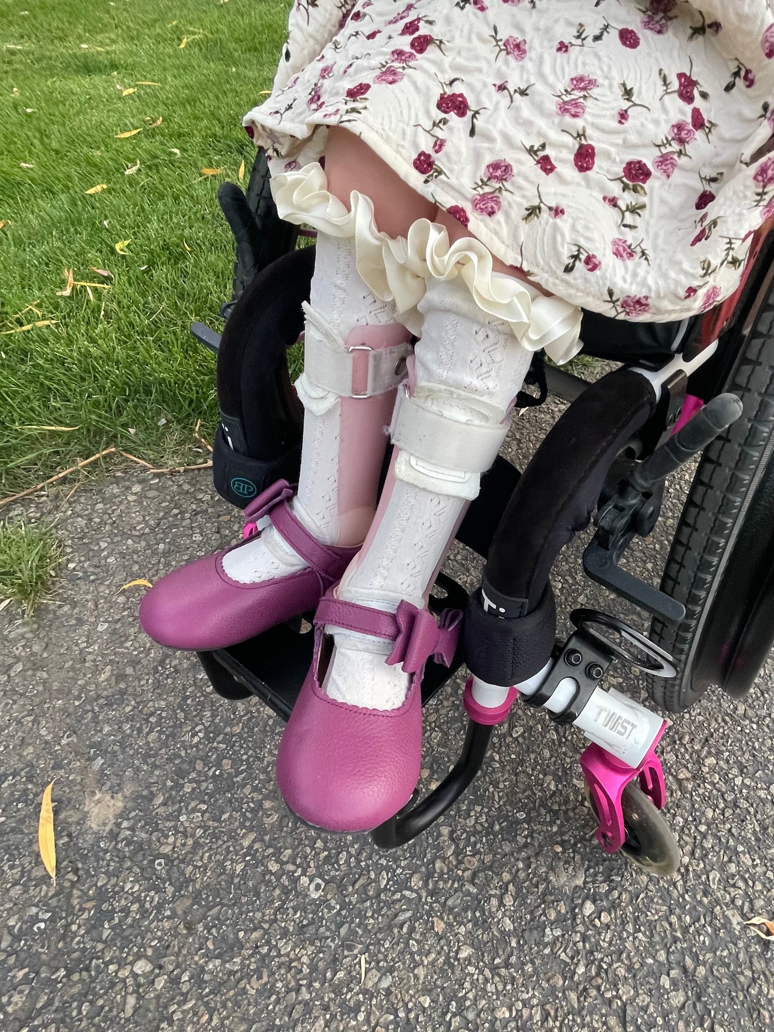 Lilien Side Bow Mary Jane - Wine