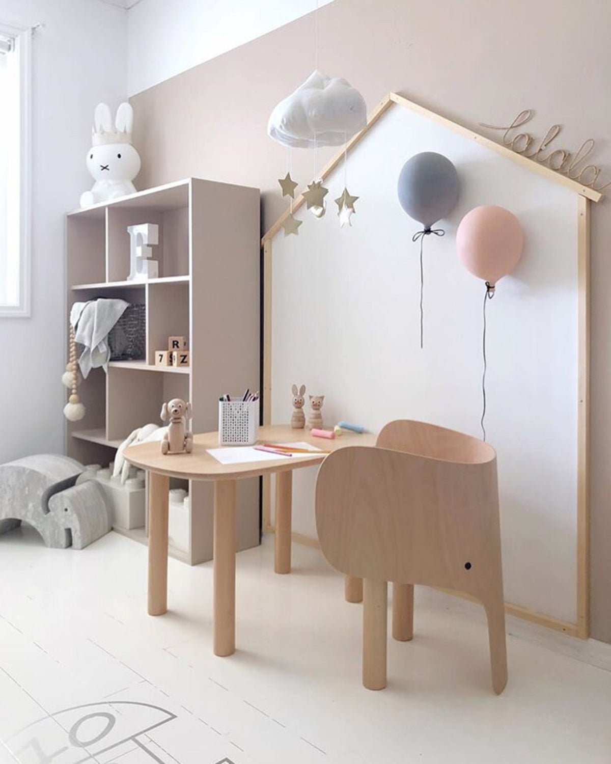 Table Elephant