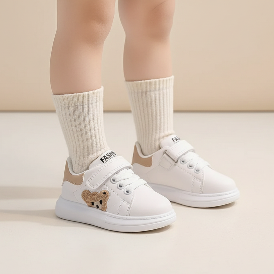 Easy-wear Panda Sneakers Ages 1-7