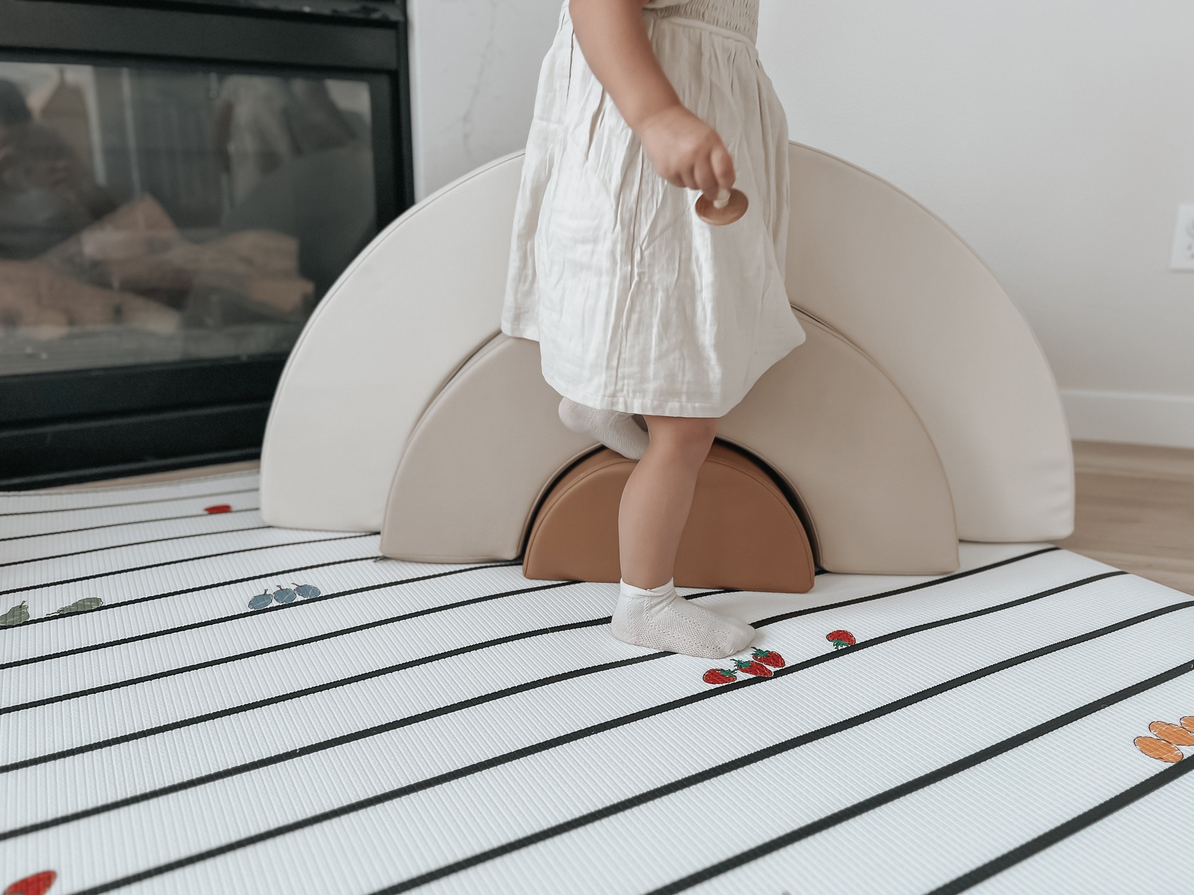 World Of Eric Carle X Little Bot Baby Play Mat (ofie Mat, Caterpillar Pop + Zen Line)