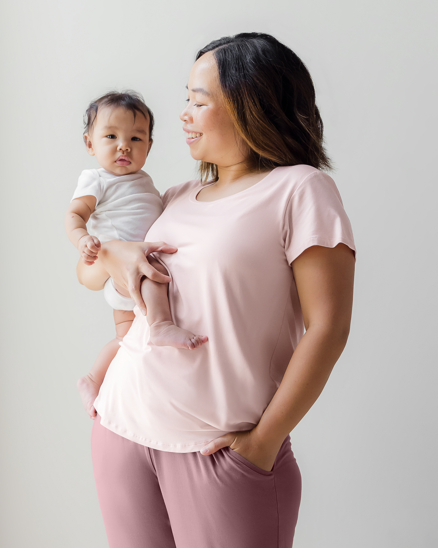 Everyday Maternity & Nursing T-shirt | Dusty Pink
