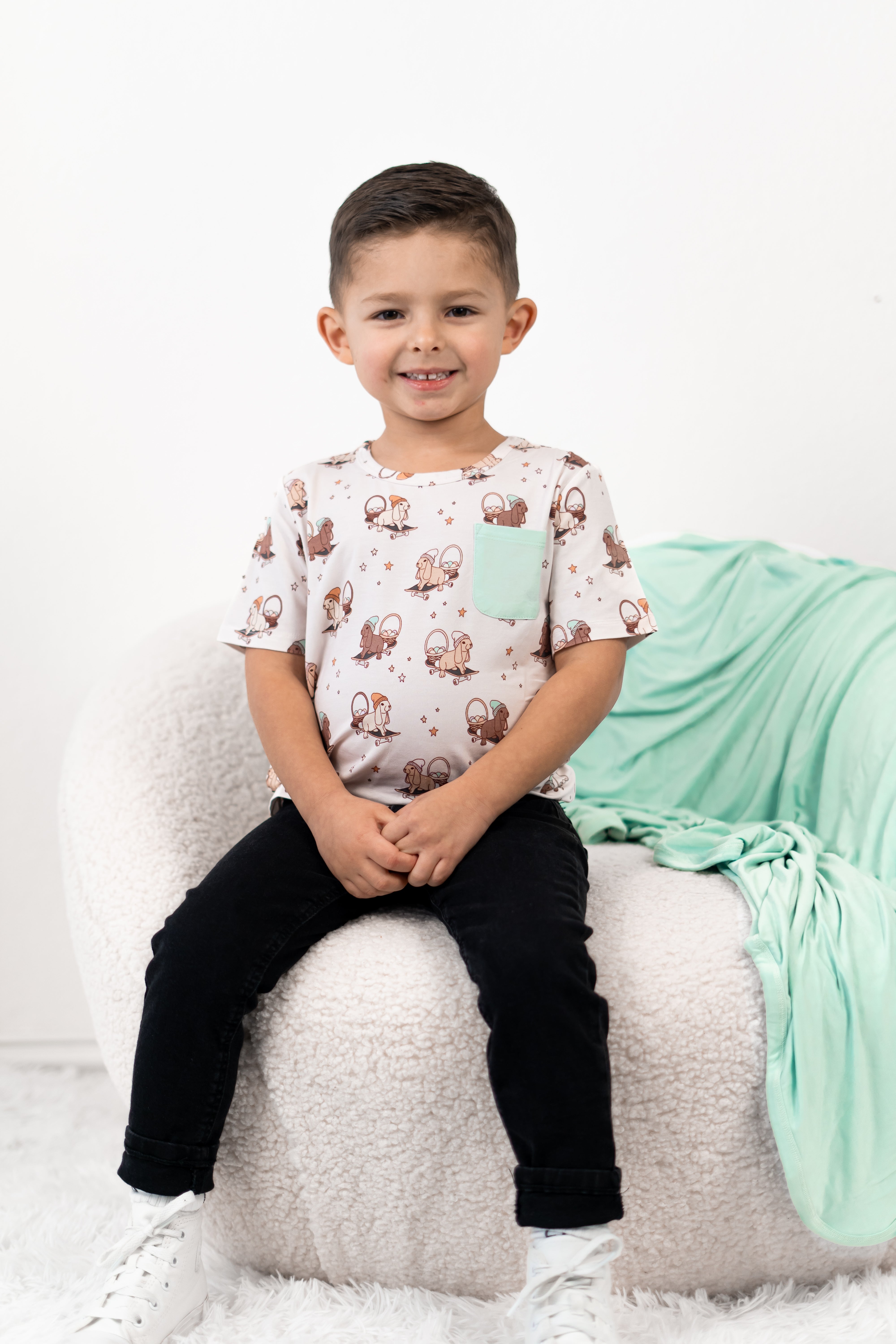 Skating Egg Hunt Dream Pocket Tee