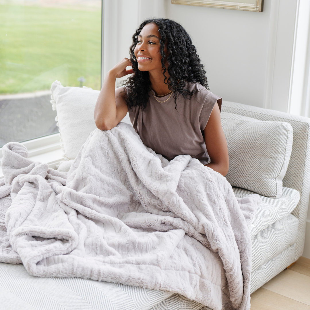 Patterned Faux Fur Xl Throw Blankets