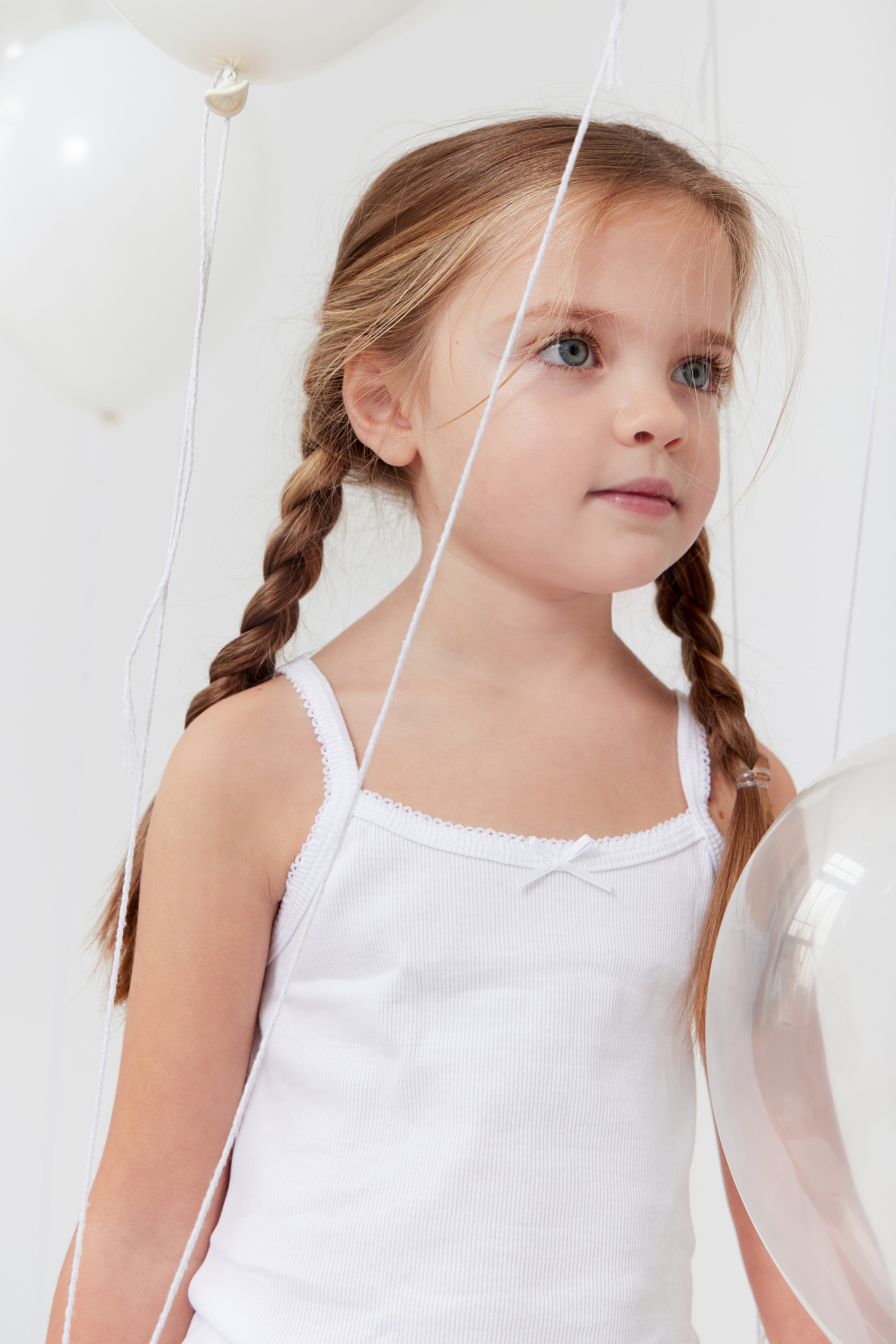 Feathers Girls Solid White Snug Fit Tagless Cami Vest - 100% Cotton Super Soft Undershirts (3/pack)