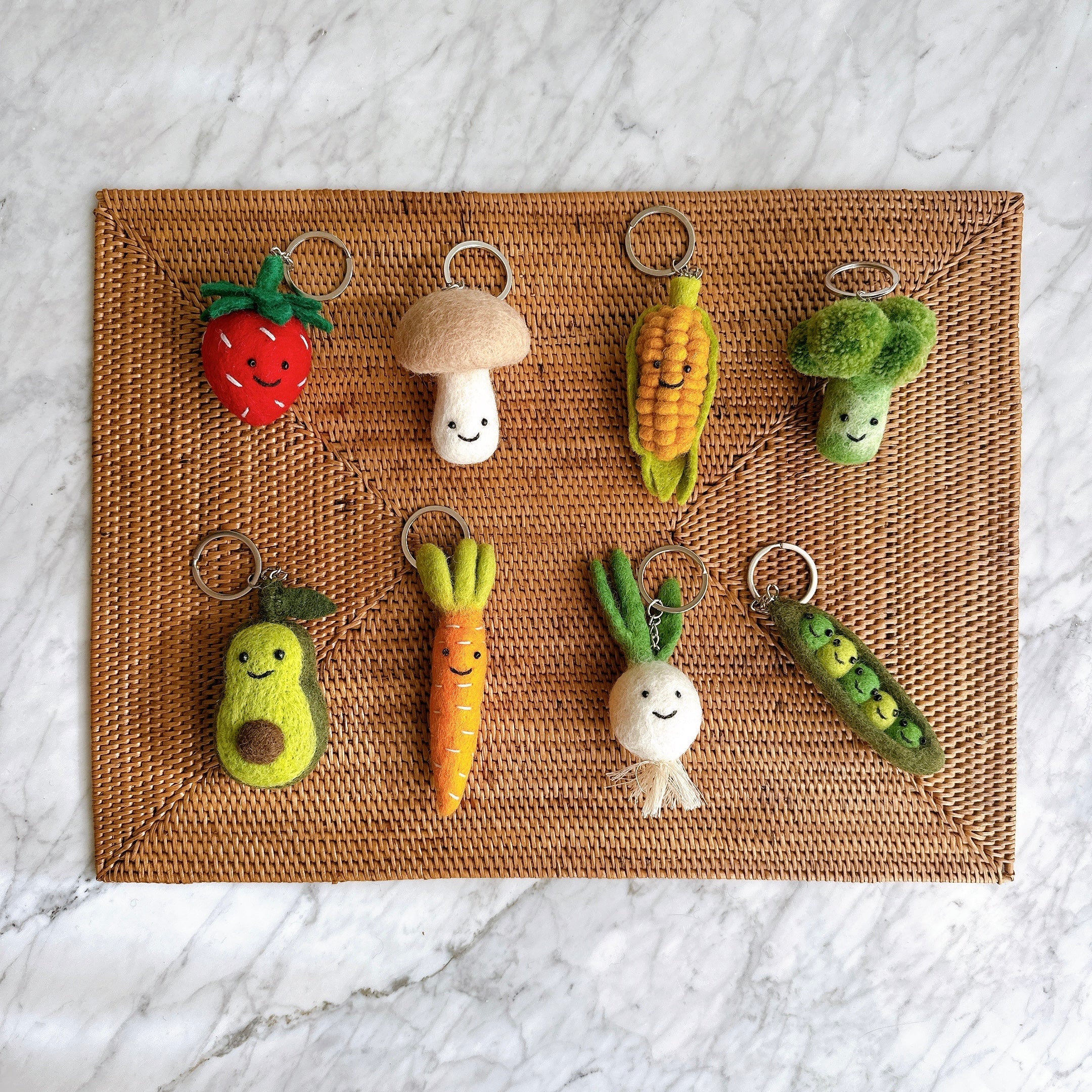 Felt Veggie Keychain - Avocado